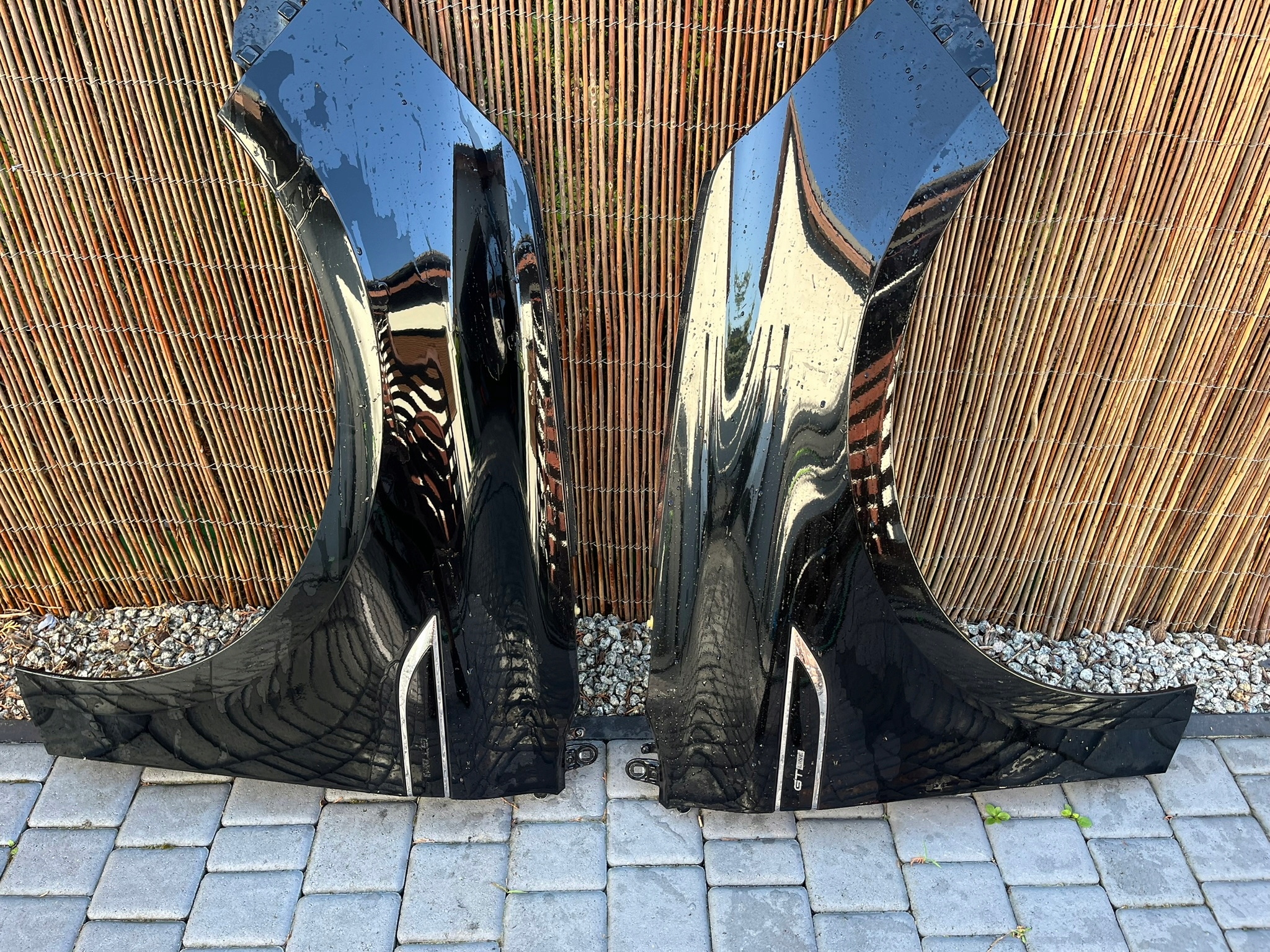 BŁOTNIK PRZÓD PRZEDNI PRAWY RENAULT MEGANE GT IV HB TEGNE FV