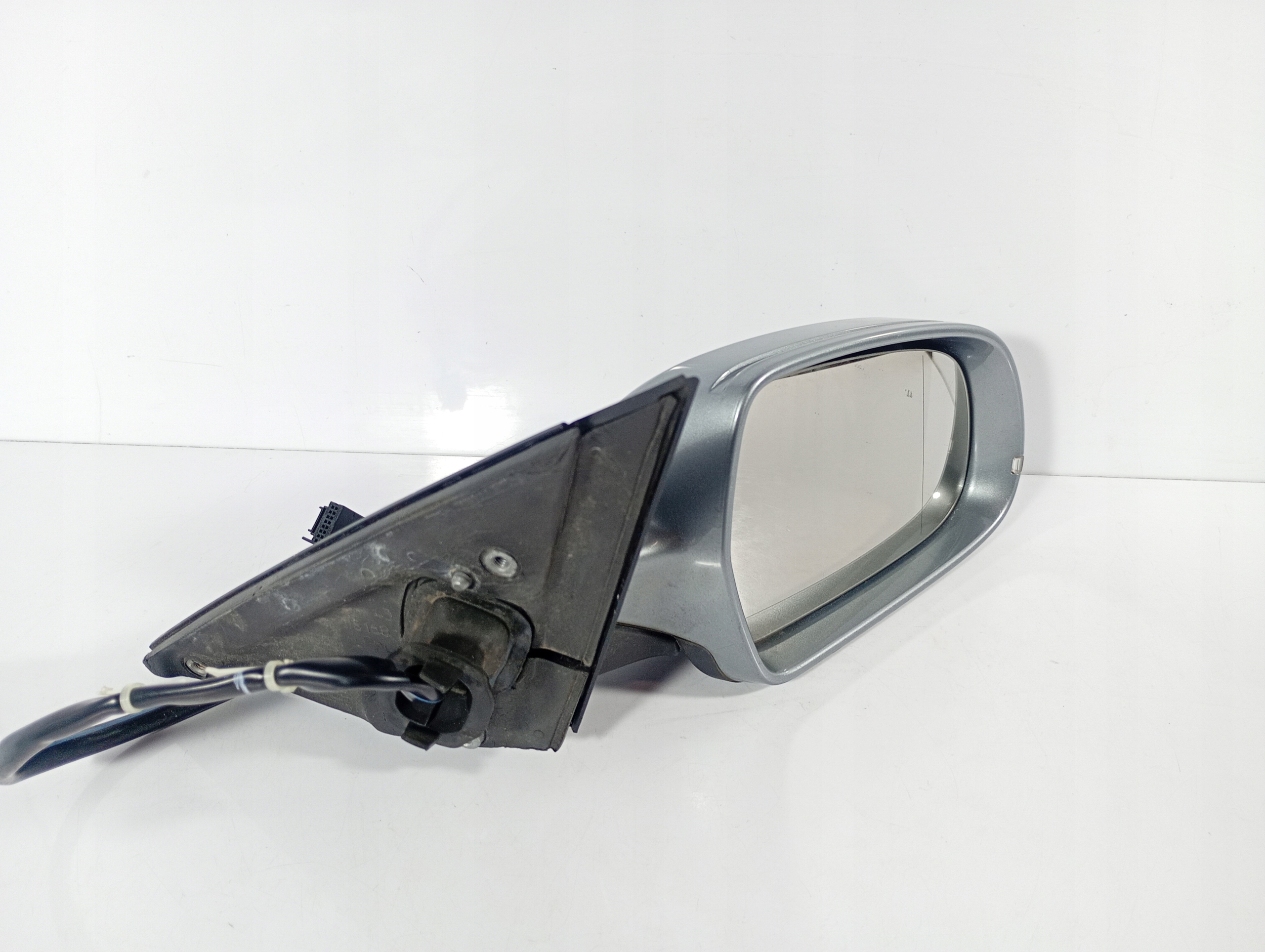 Audi A4 B8 08-12 mirror right electrics 6PIN OE 021053