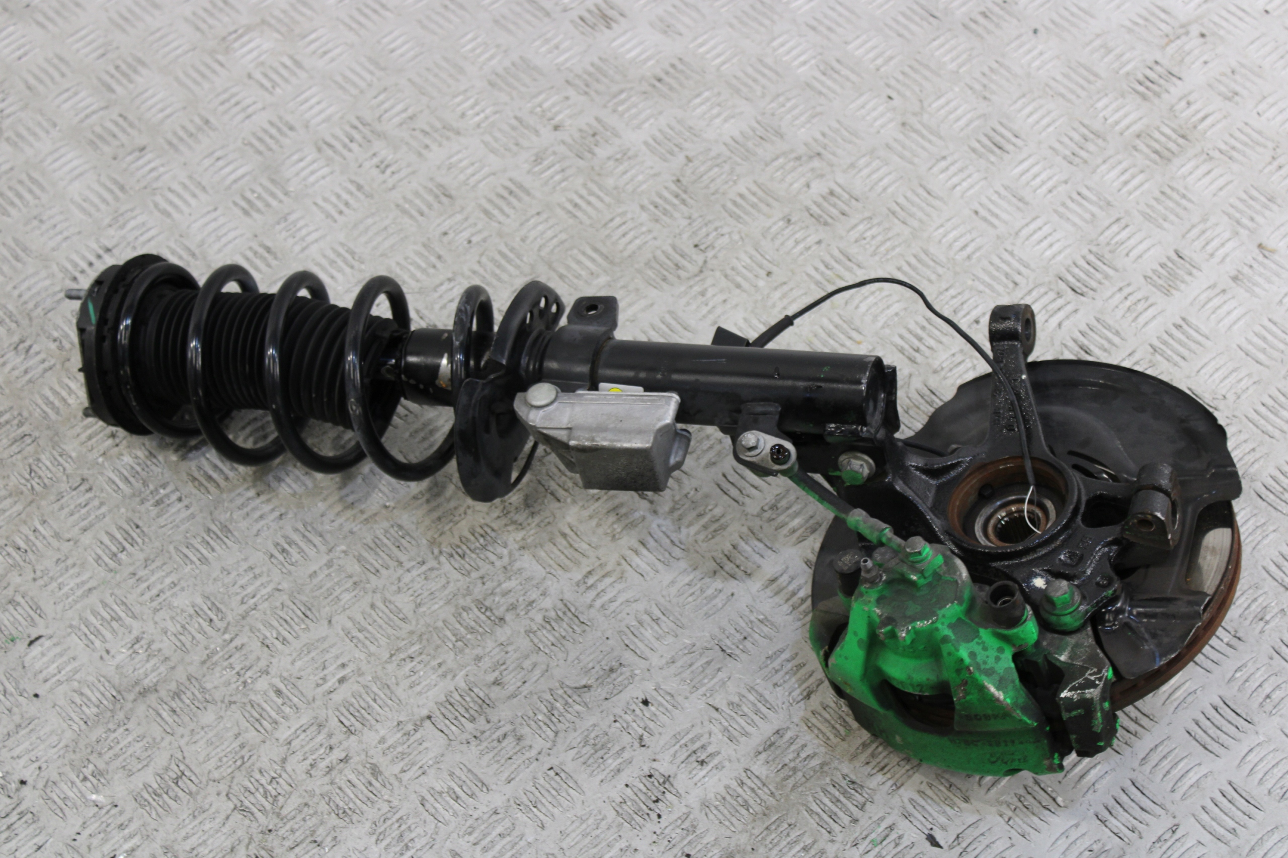 swing McPherson shock absorber right front right FORD FIESTA MK8 1,5TDCI
