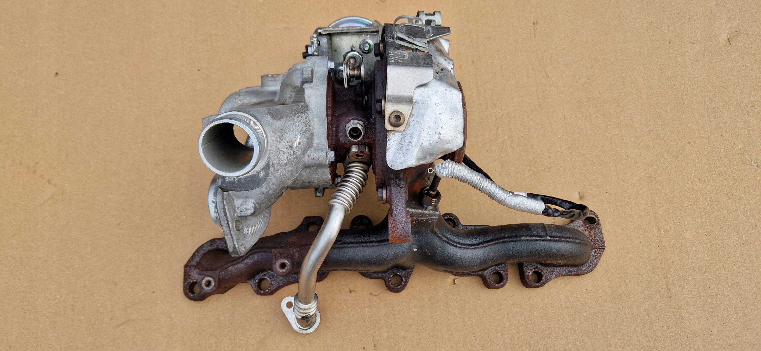 turbo 04L253010T VW SKODA 2.0 TDI ORYG