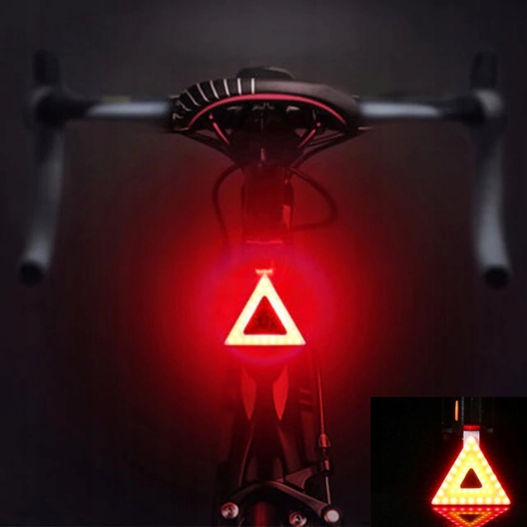 LAMPKA ROWEROWA TYLNA USB AKUMULATOR ŚWIATŁO LED OŚWIETLENIE ROWEROWE TYLNE Model Lampka led