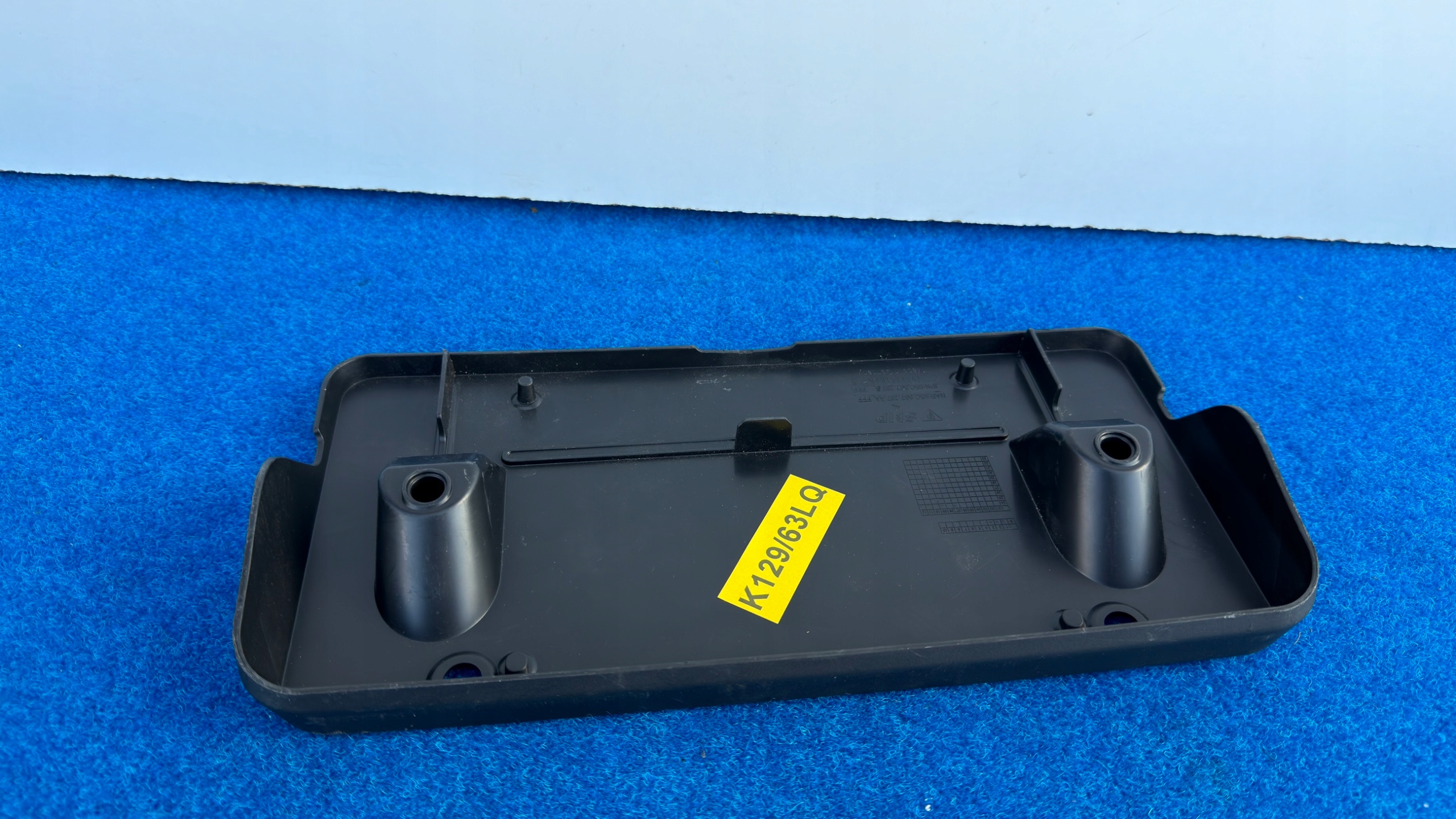 pad holder signs PORSCHE MACAN 95C LIFT bracket K129/63LQ