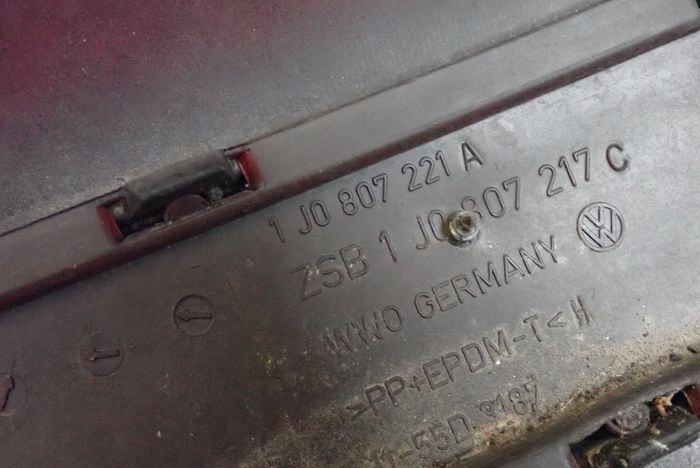 VW GOLF IV nárazník přední předek