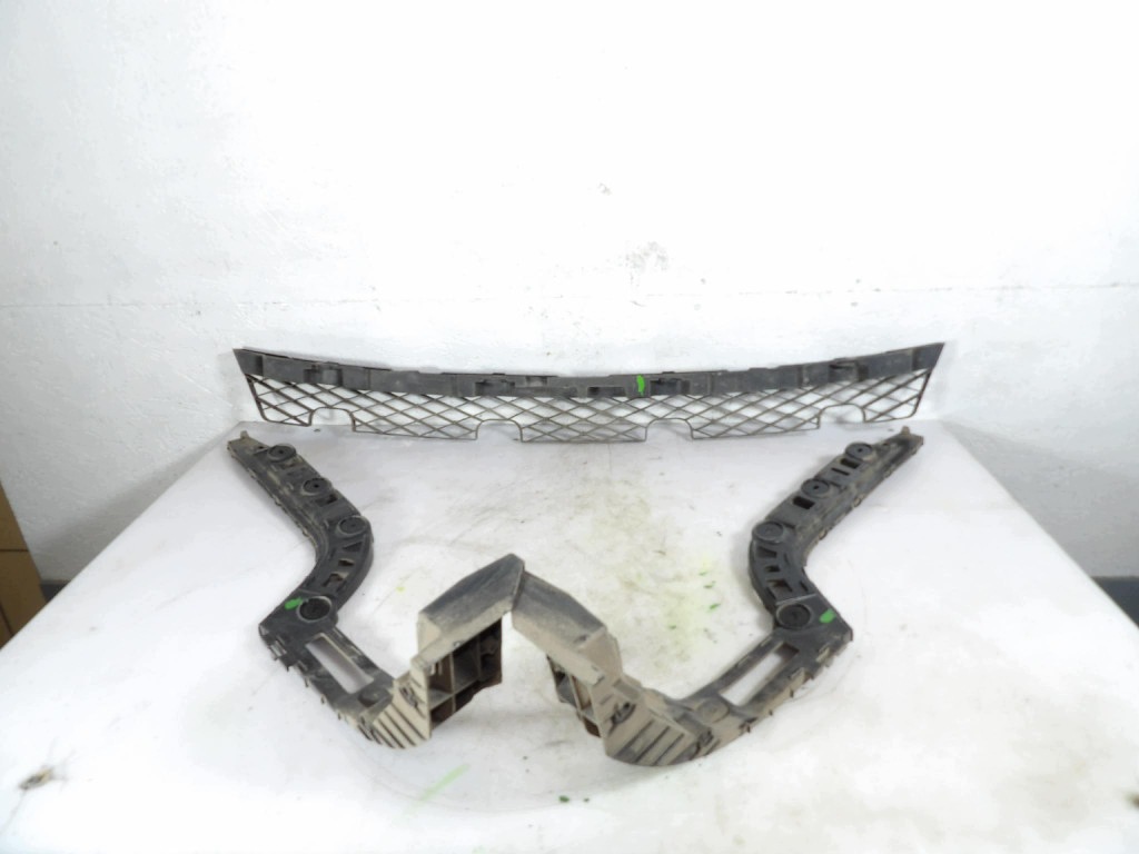 supporti Paraurti posteriore VW PASSAT B7 KOMBI 3AF807863