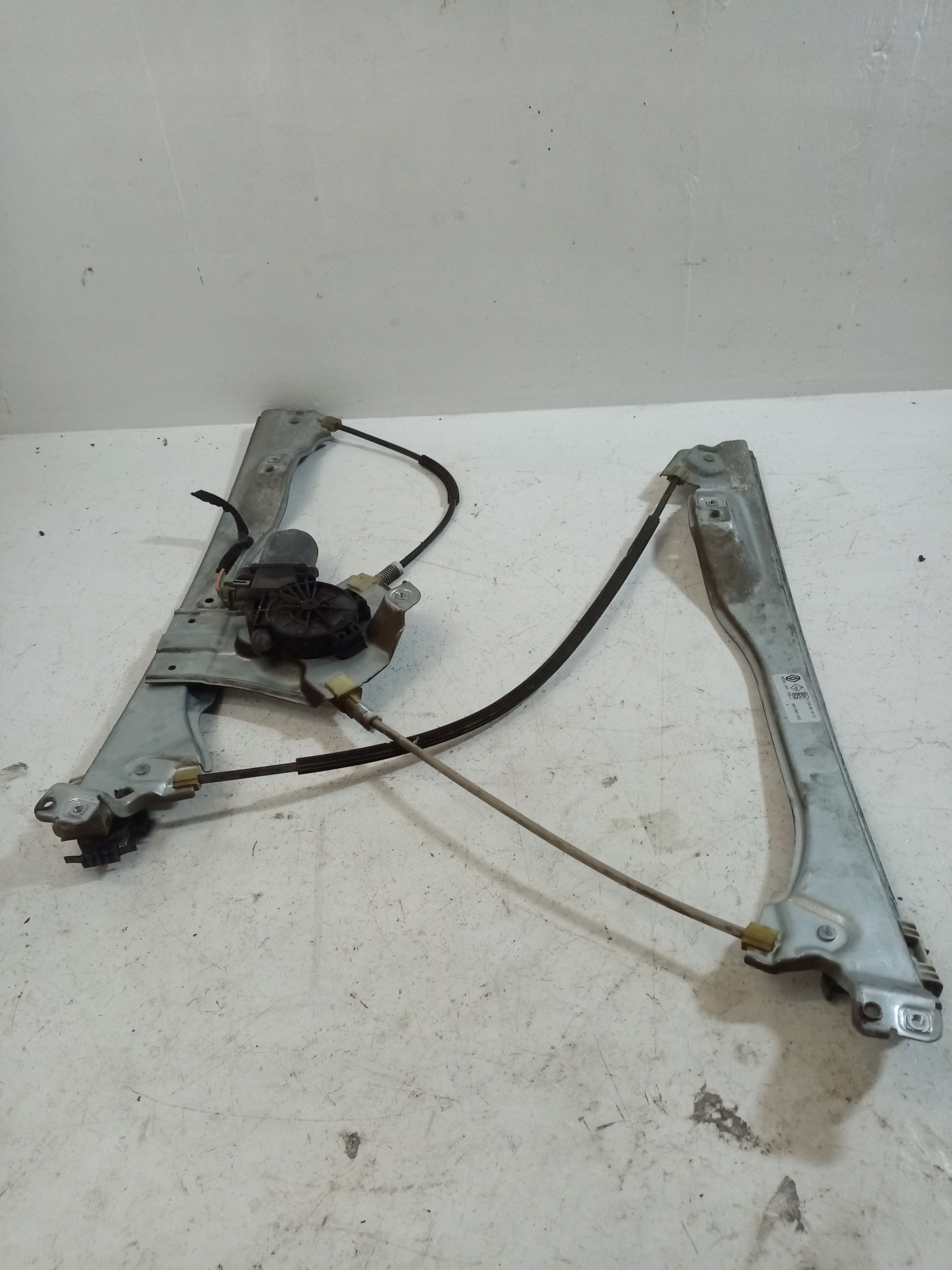 ELE mechanism windows left front RENAULT CLIO 3 8200291145-J