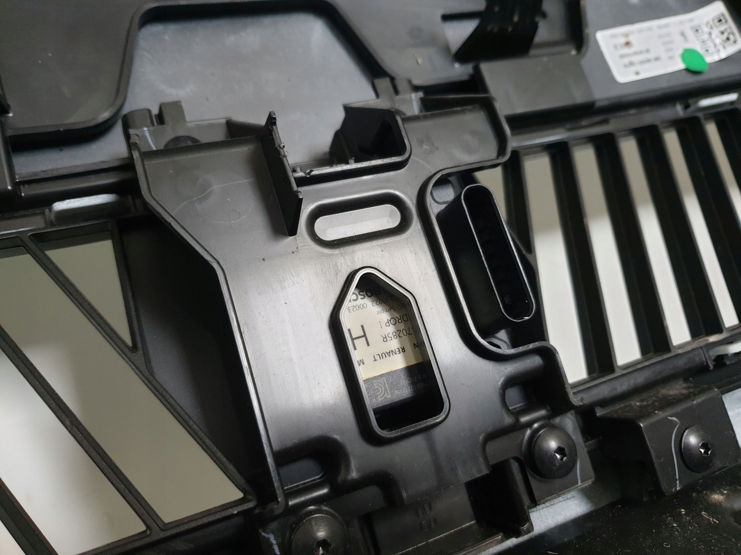 RENAULT 5 V E-TECH 24-> bumper front front RADAR LED cover 62010M626R