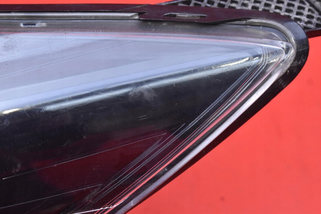 REFLEKTOR left light front EU MB51-13W030-CJ FORD FOCUS MK3 11-15