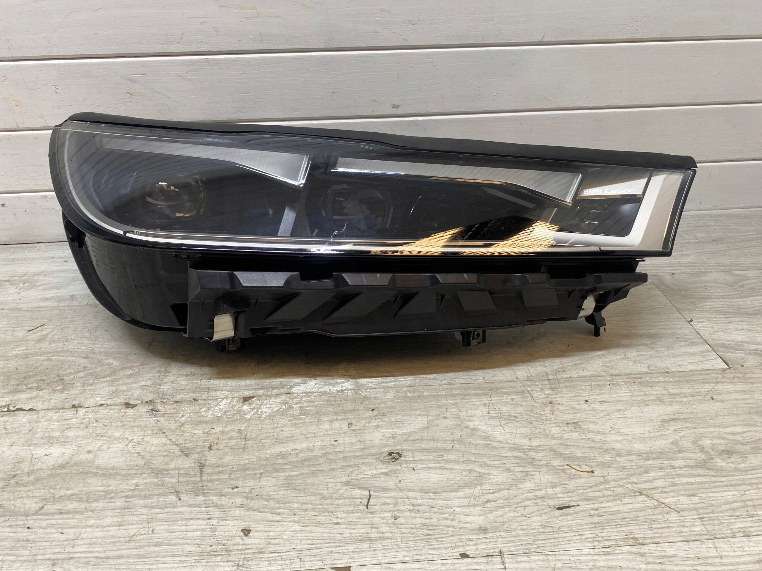 BMW iX i20 light front right LASER 5A3CEA2-04