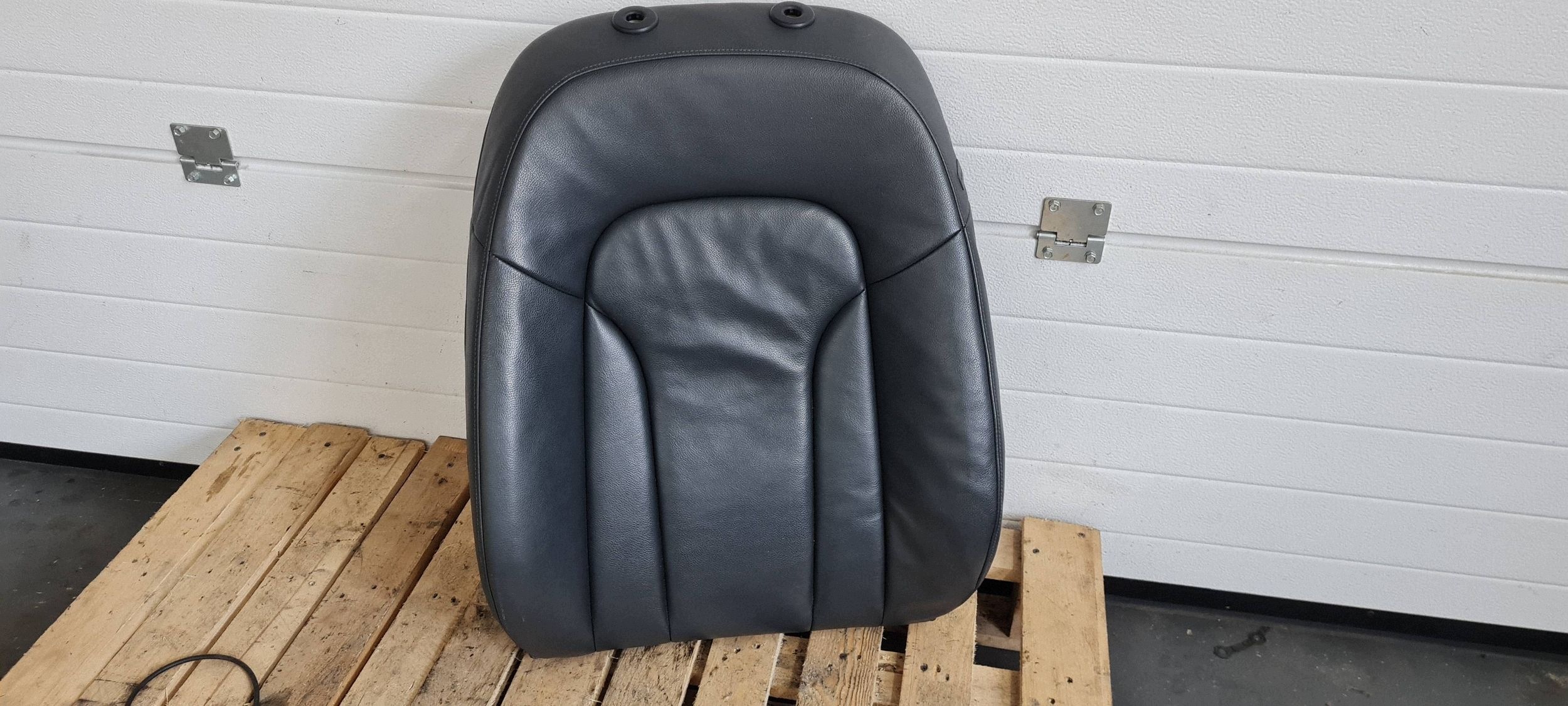 Q5 8R side seat leather seat SOUL MILANO left left front