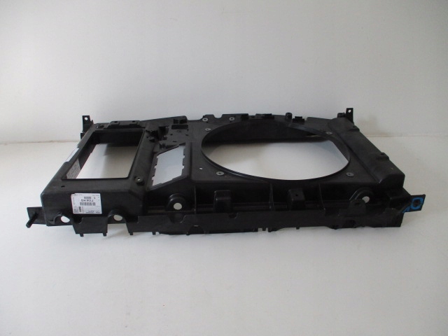 CITROEN PAS PRZEDNI OBUDOWA CHŁODNIC NOWY 7104HG Typ samochodu Samochody osobowe