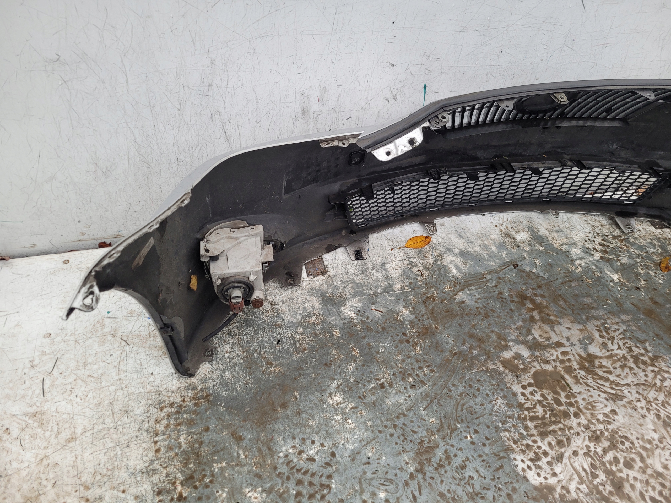 Lexus IS 220 250 Lift 09-12 front bumper front