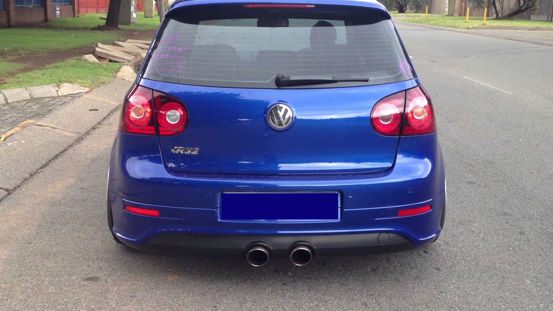 KONCOWKI GOLF V STYL R32 DEDYKOWANE Manufacturer catalog number R 32 105 Satyna