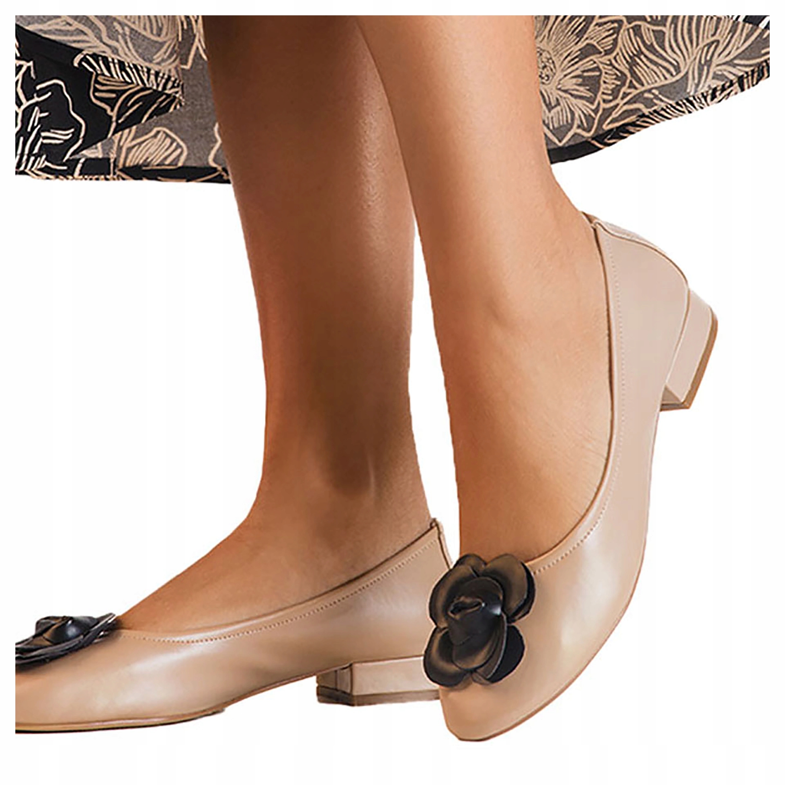 BALERINY DAMSKIE Z OZDOBNYM KWIATEM WSUWANE PÓŁBUTY SKÓRZANA WKŁADKA r 41