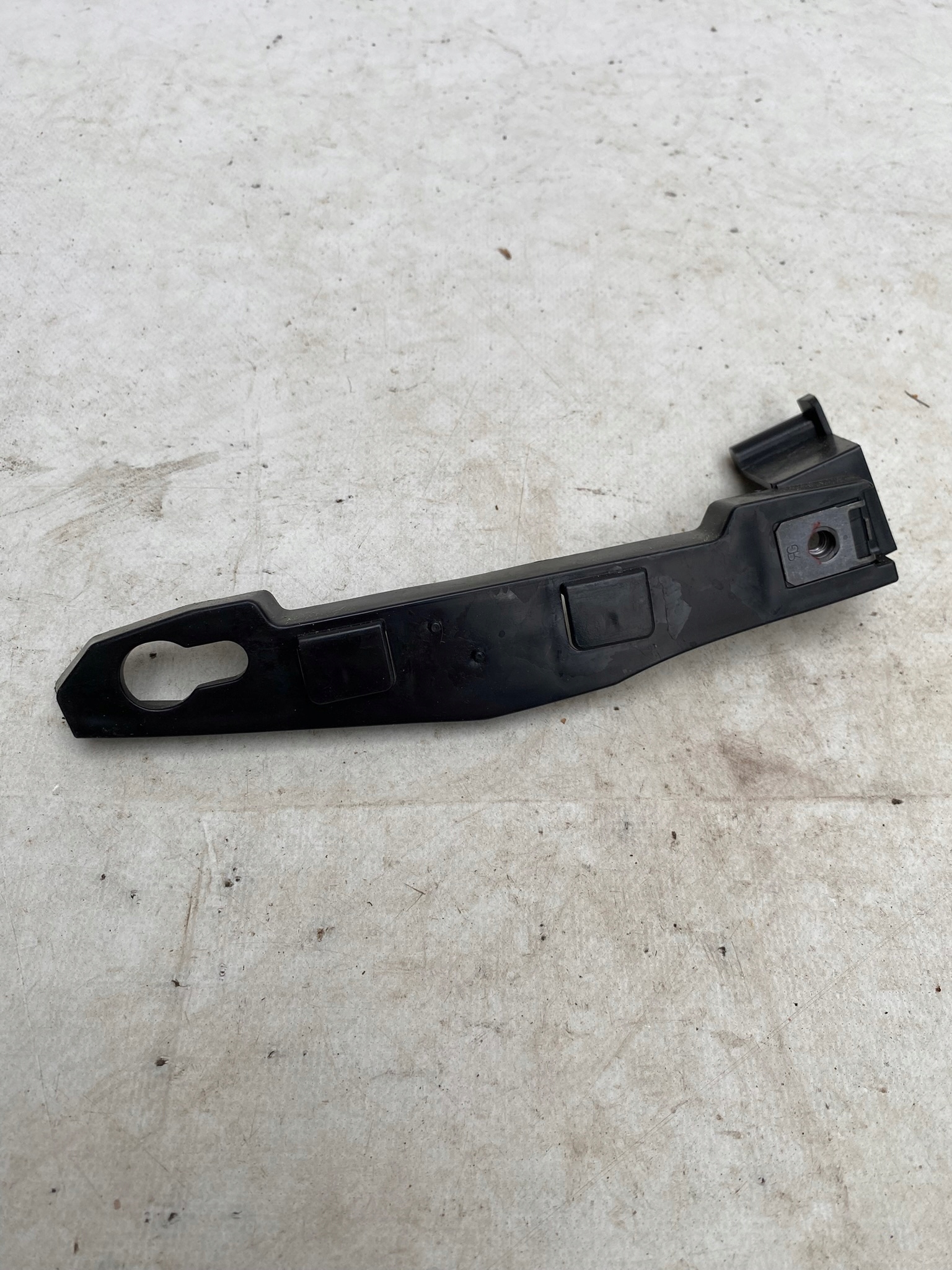 CITROEN C3 III 16- support bumper right rear part 9813132280