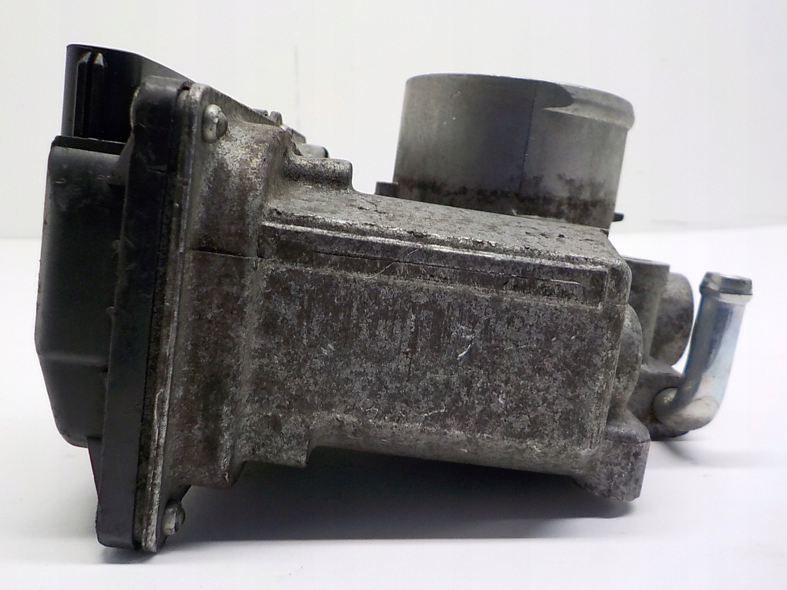 ДРОССЕЛЬНАЯ ЗАСЛОНКА 69L0-1660 suzuki SWIFT 5 V 1.2 16V 94 ЛС 10-15