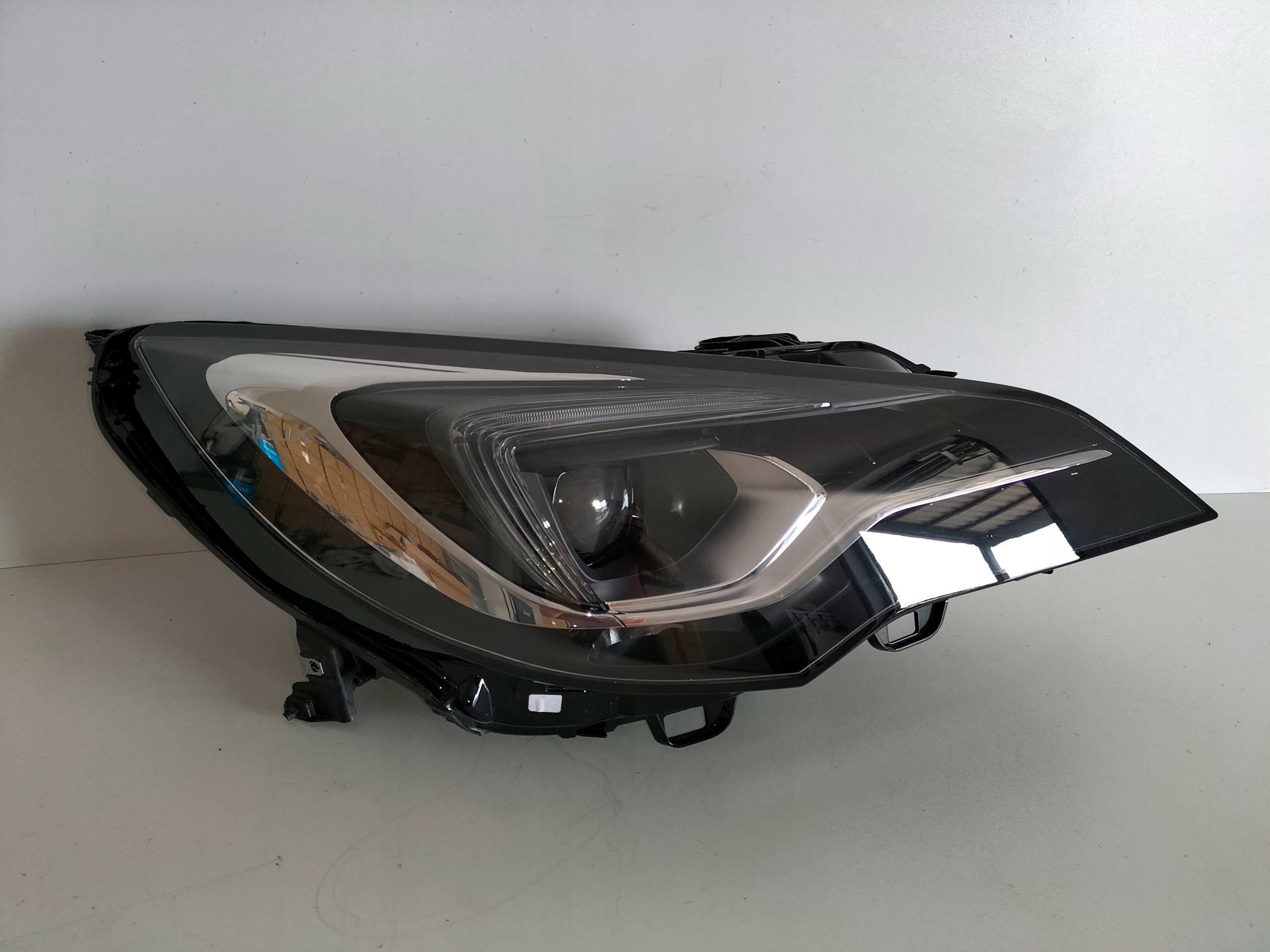 light front reflektor right OPEL ASTRA V K 15- INTELLI LUX FULL LED