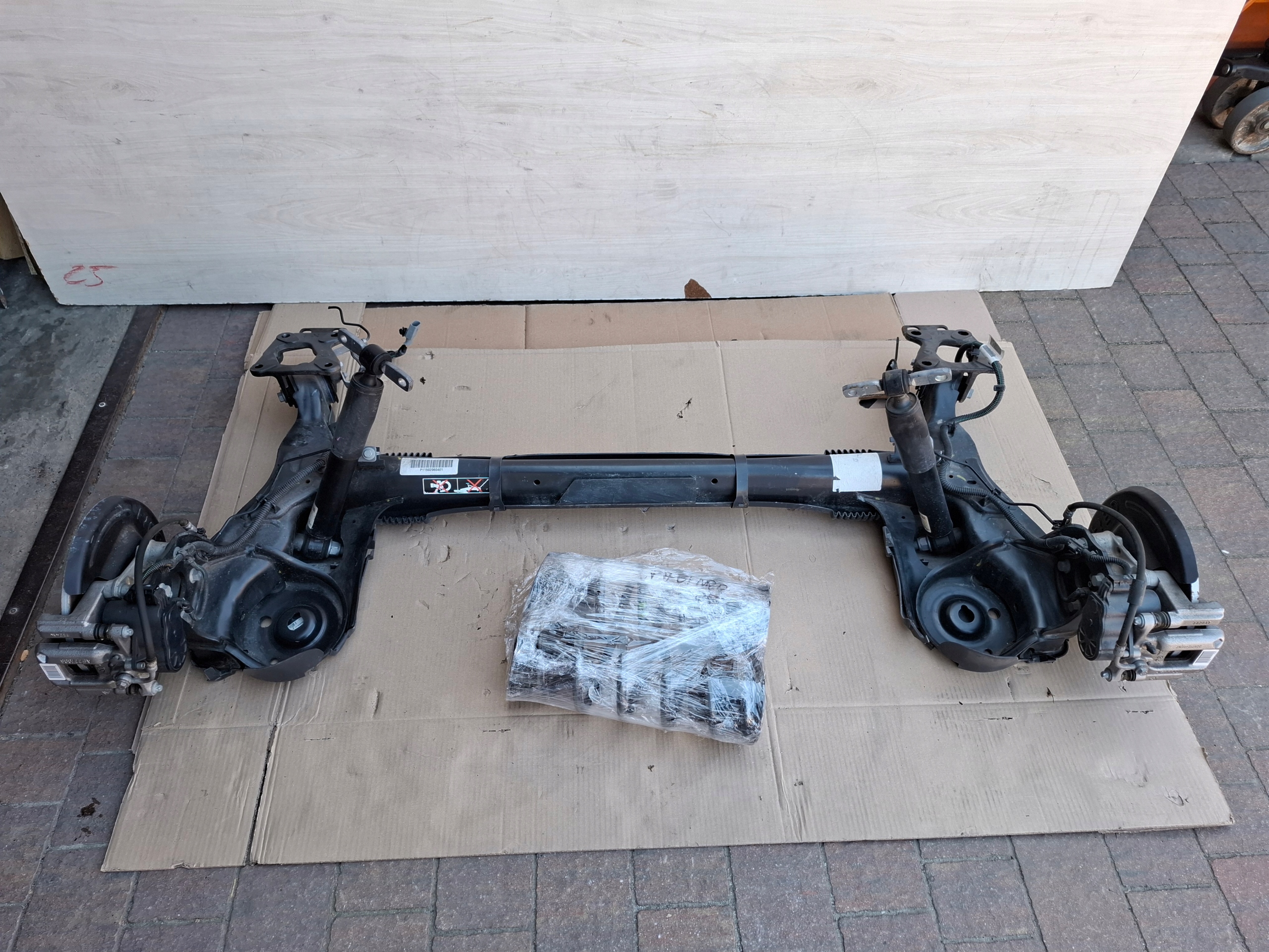 suspension beam rear BERLINGO IV COMBO E PARTNER IV new complete