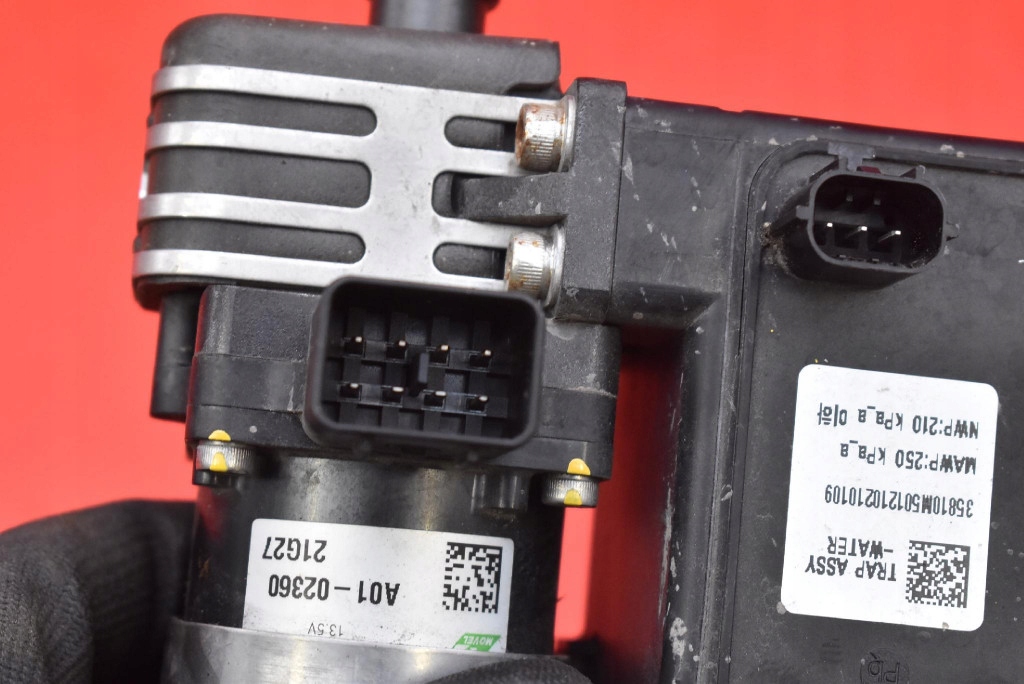 ventil vode 35812M5006 35810M5012 HYUNDAI NEXO 18