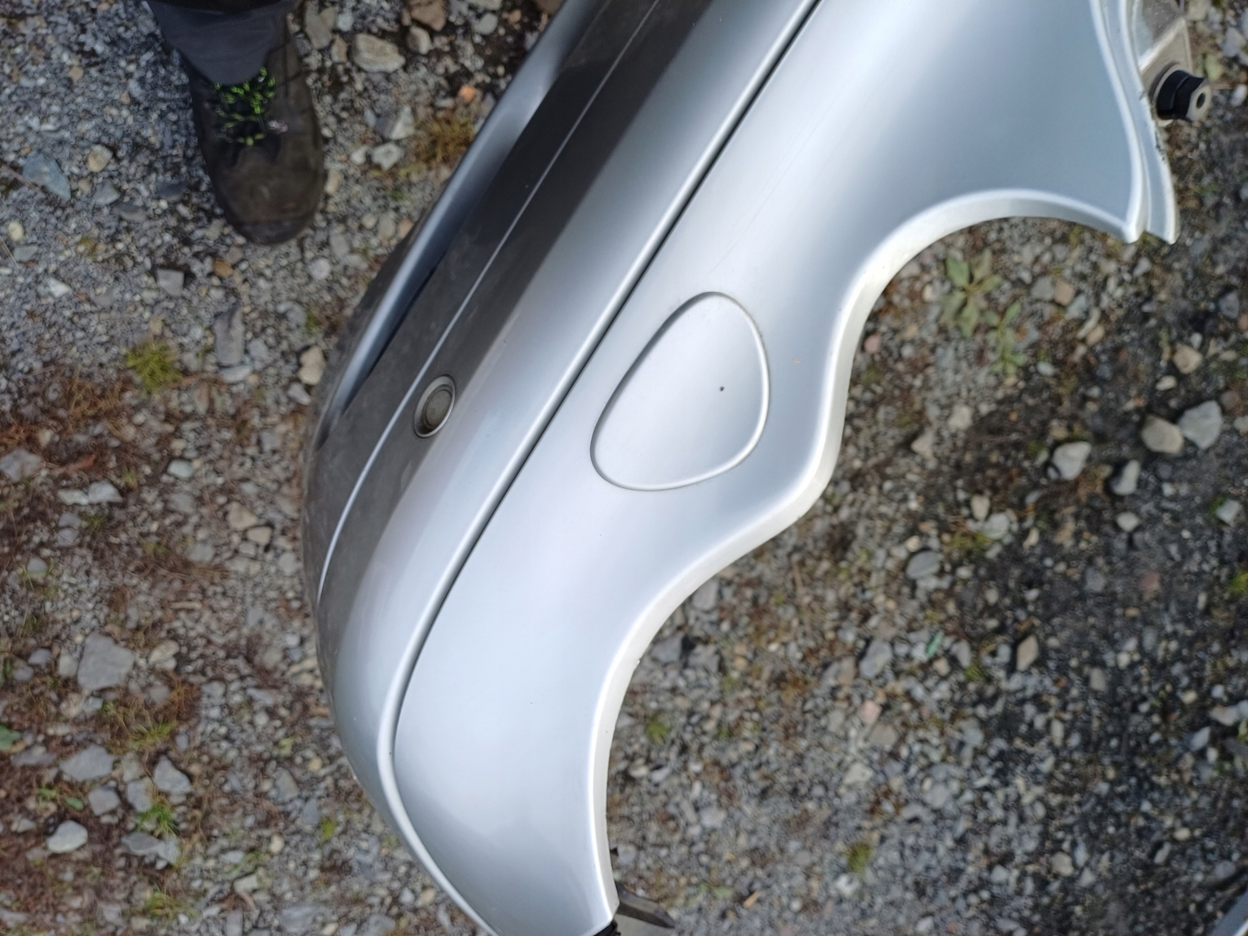 MERCEDES W203 bumper front 744 PDC