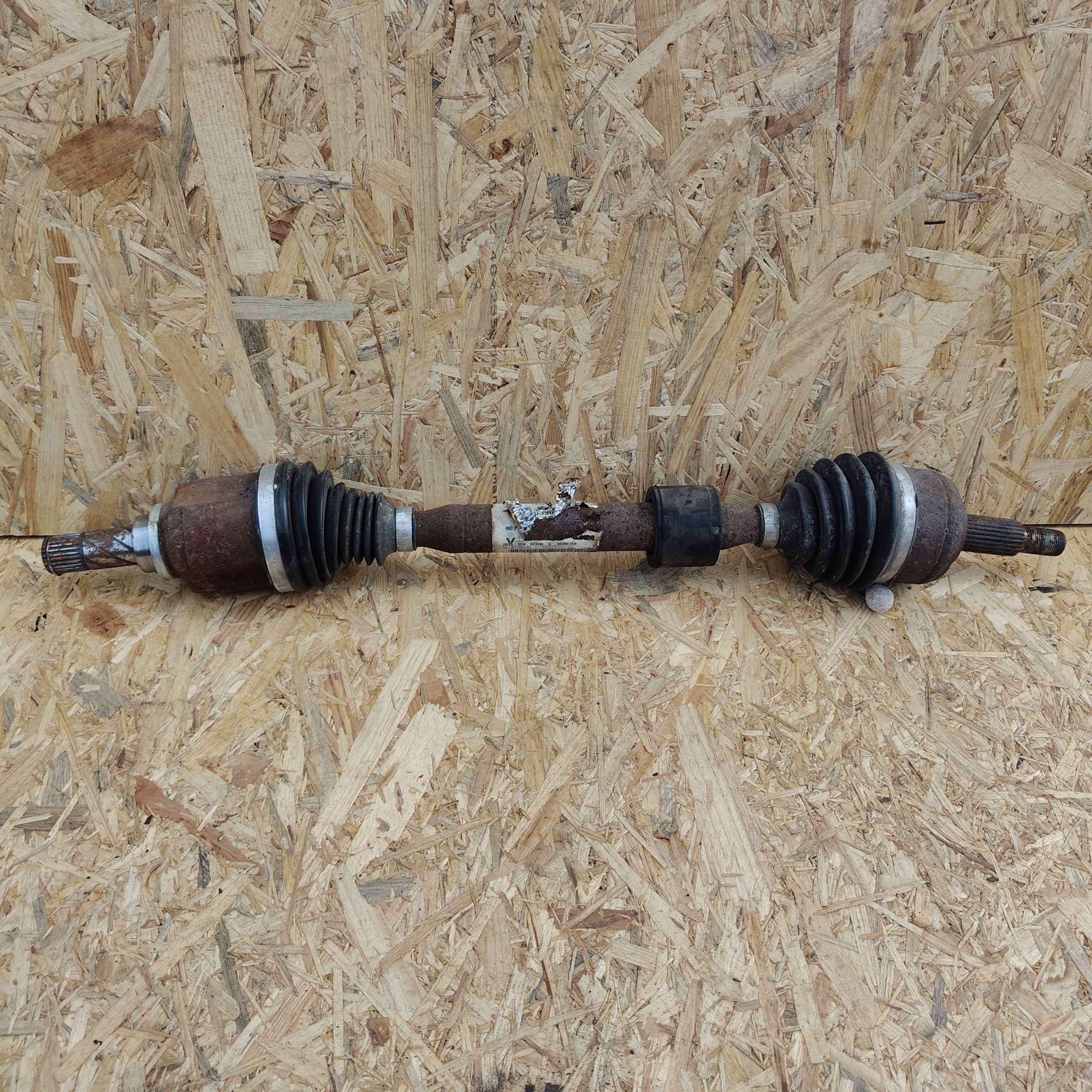 semi-axis left short. RENAULT MEGANE IV 1.3 TCE
