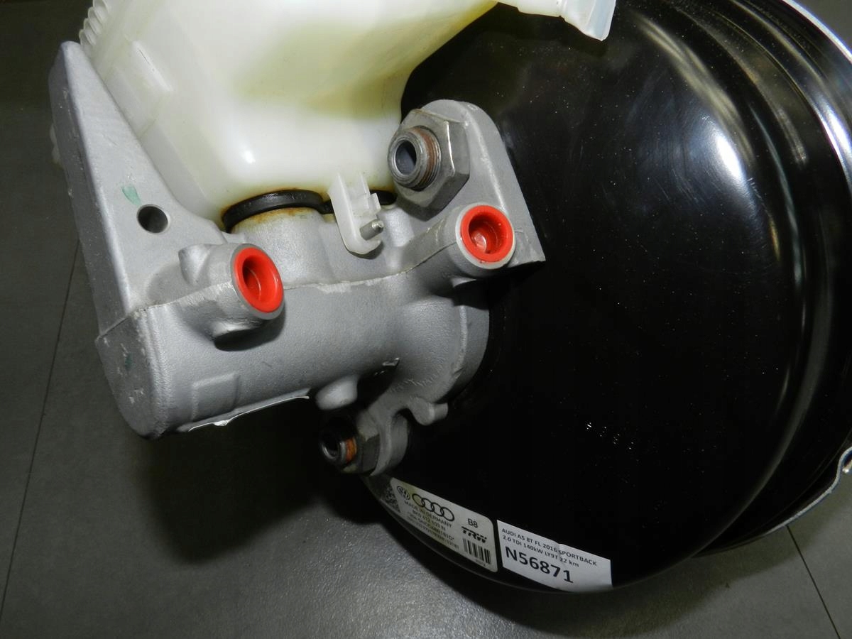 AUDI A5 8T servo pumpa kočnice 8K0612103N