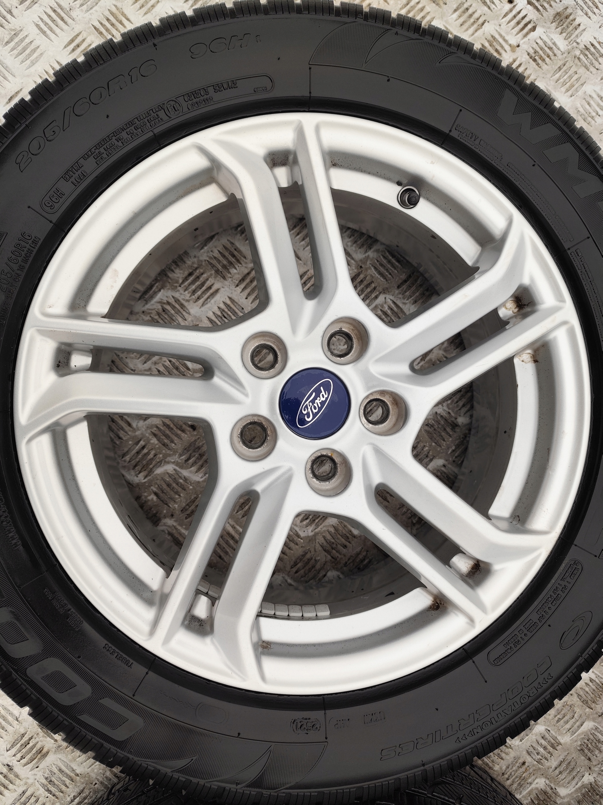 FORD FOCUS MK4 wheels discs ALU 205/60/16