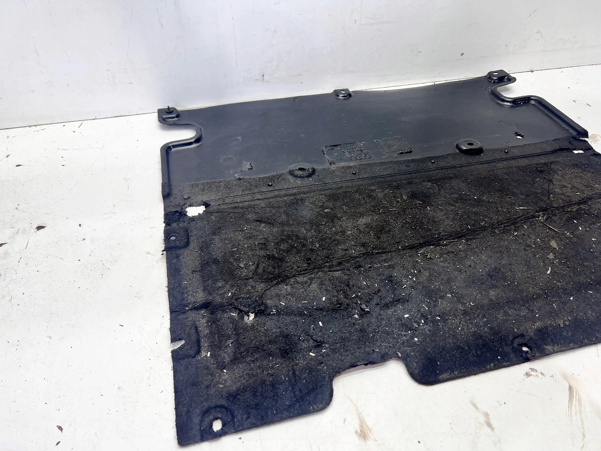 cover below engine cover AUDI Q5 FY 80B863821 40/26
