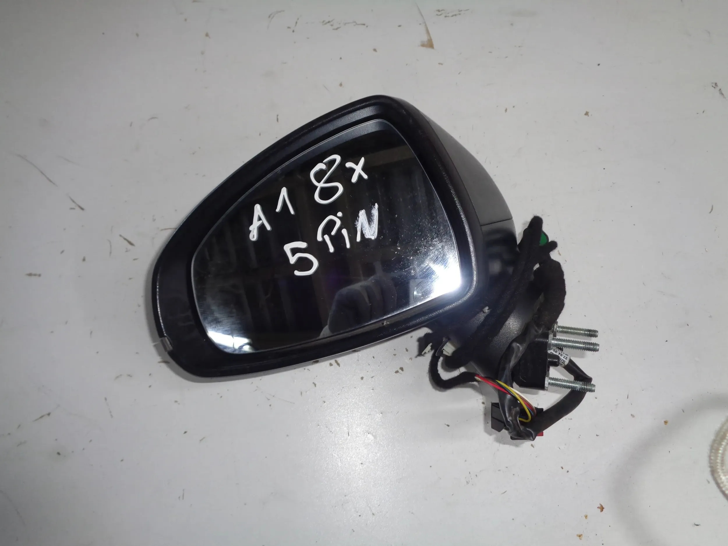 AUDI A1 8X mirror left 5 vertical 10-18R