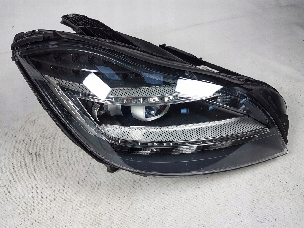 MERCEDES CLS W218 63AMG ILS LAMPA PRZÓD PRZEDNIA PRAWA Producent części Mercedes-Benz OE