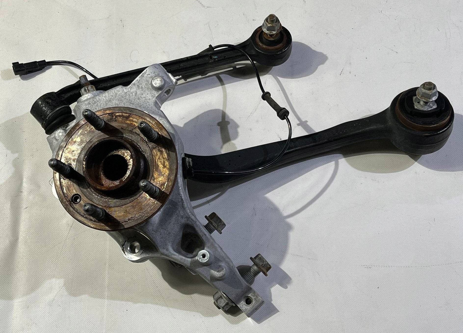 swing front left arm left of the pivot Chevrolet Camaro 2009-2015