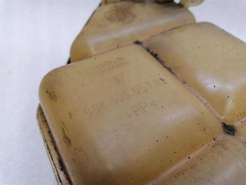 PORSCHE 911 992 TANK 992121407B