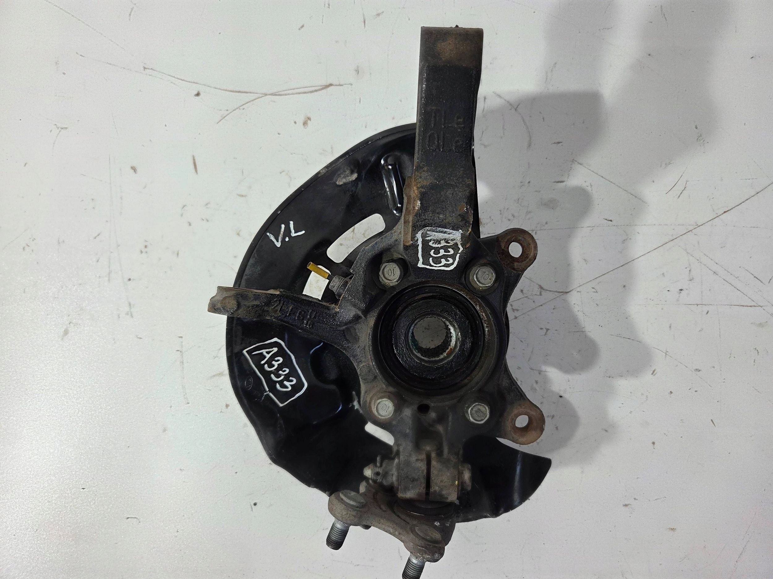 KIA Sportage QL swing front left 2WD (A333)