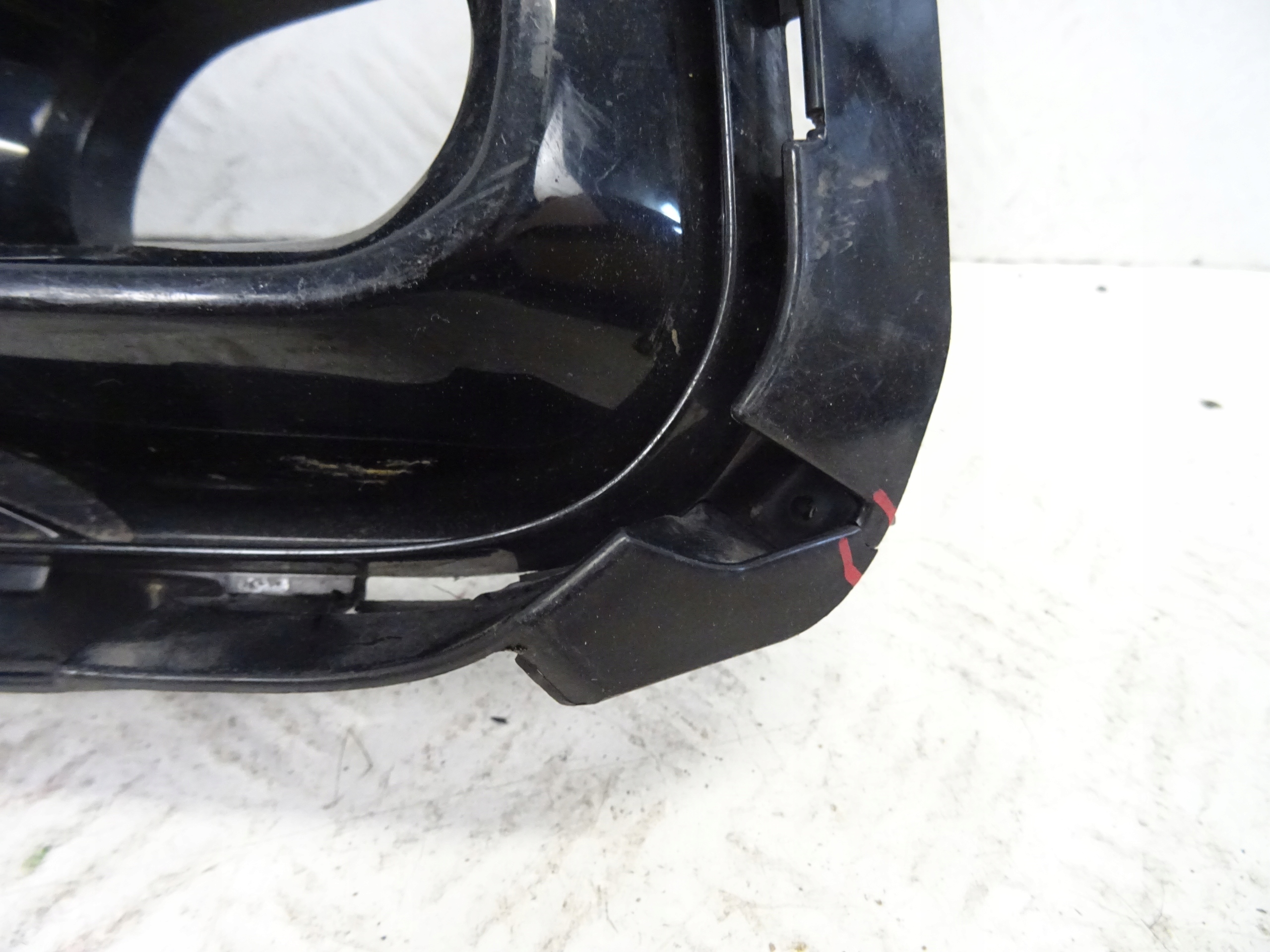 grid of a bumper front front left MG HS II 2 11407744
