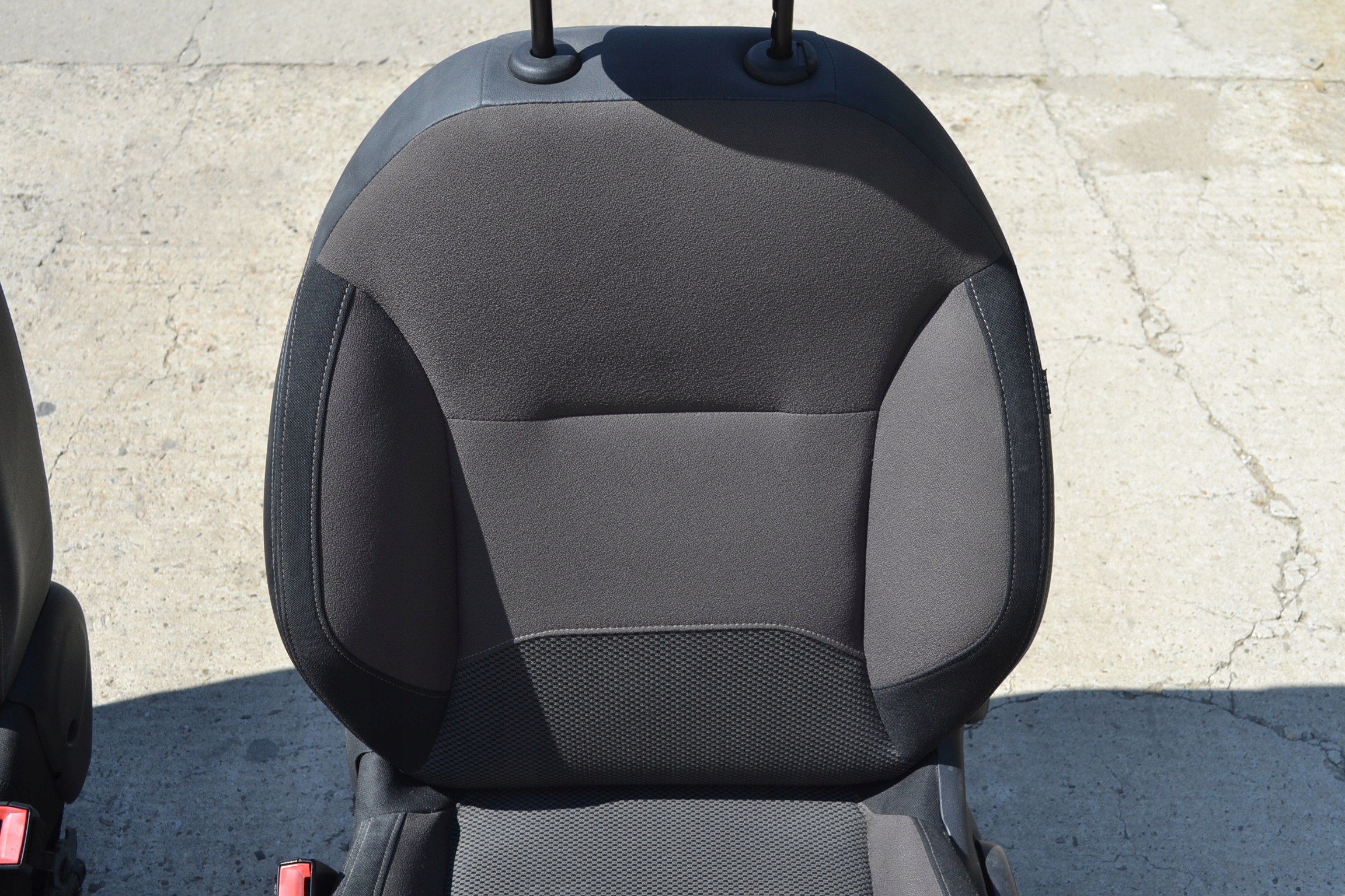 Citroen C3 II seat left or right front