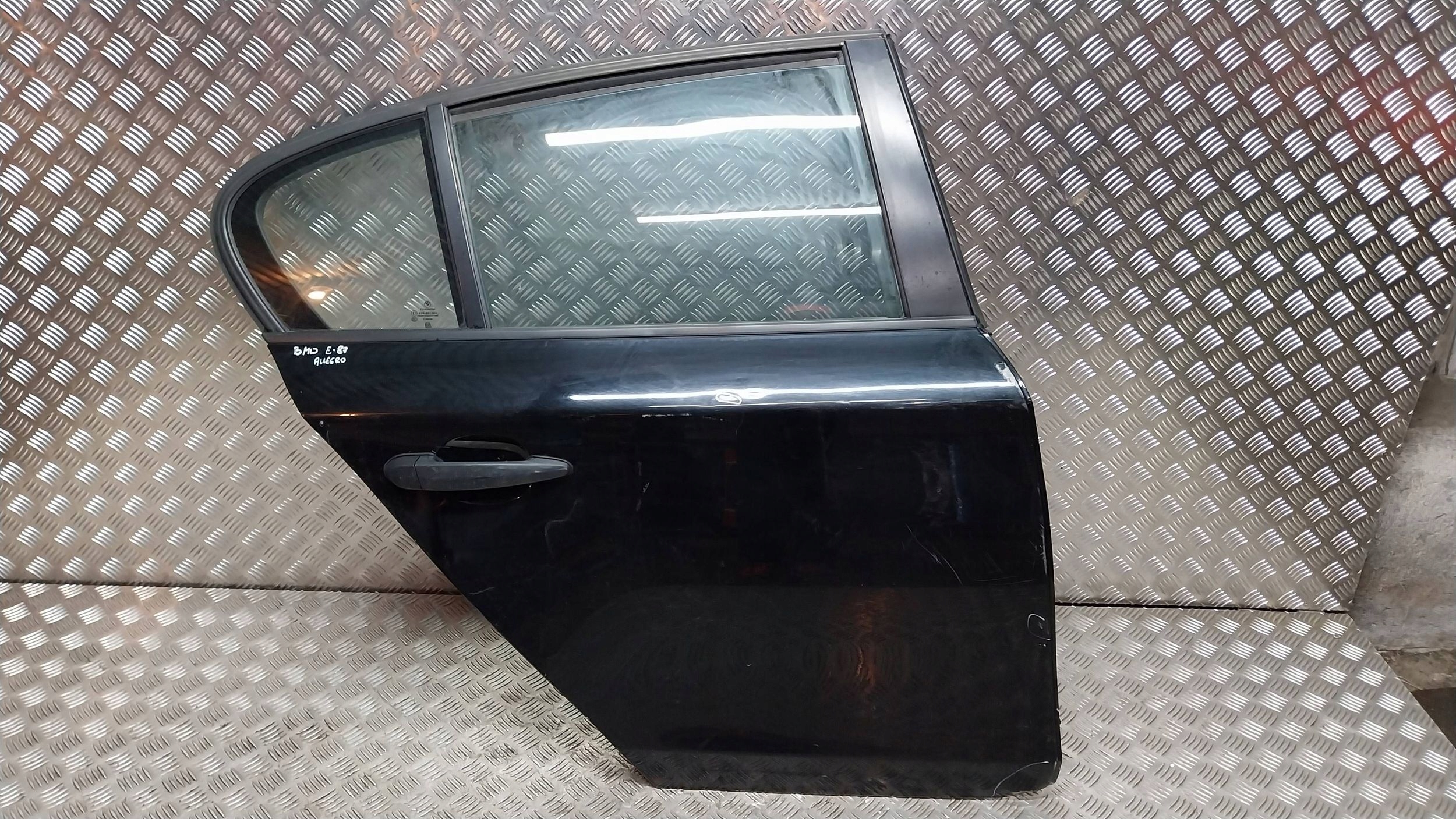 Tür heck rechts BMW 1 E87 04