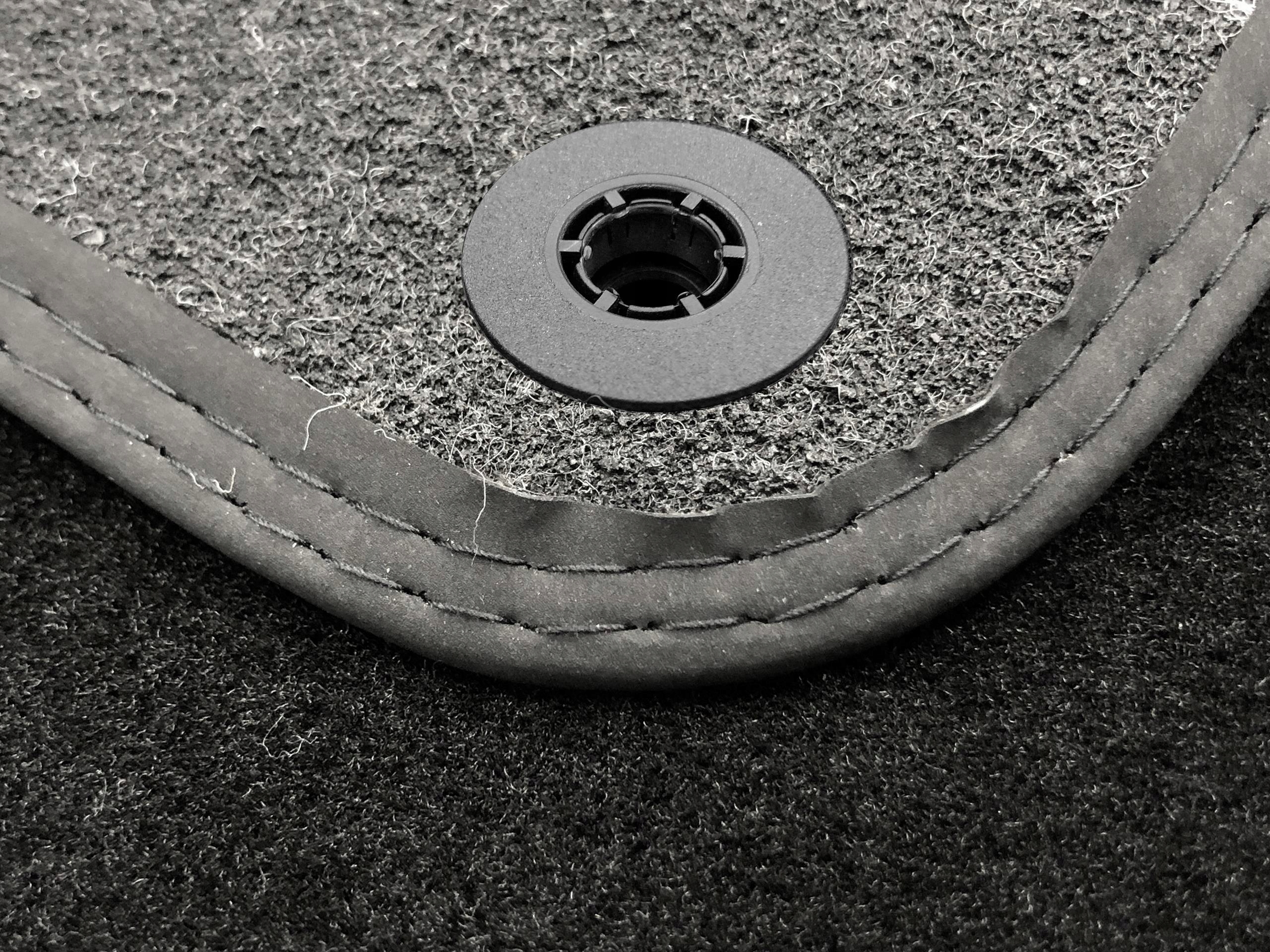 Mazda 3 III 2013 2018 Dywaniki samochodowe Multi Element Set Sets