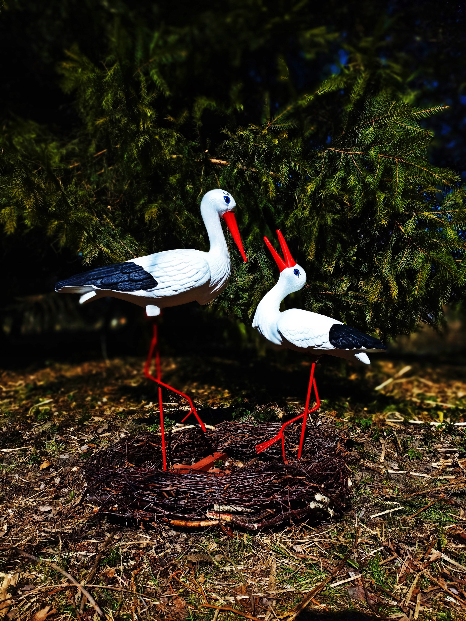 

Figura ogrodowa Rodzina-mama Z Małym+gniazdo