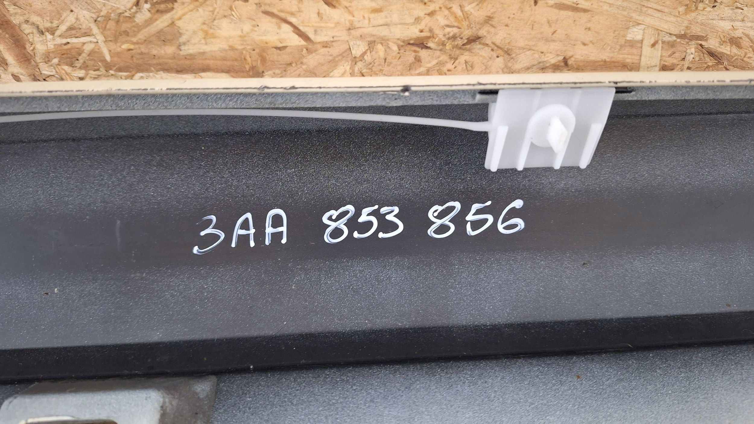 cap threshold moulding threshold right VW PASSAT B7 10- 3AA853856