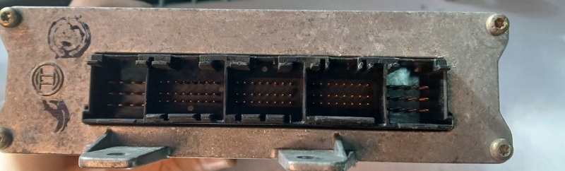 computer motore AUDI A4 1.6BEN 8D0907557BX
