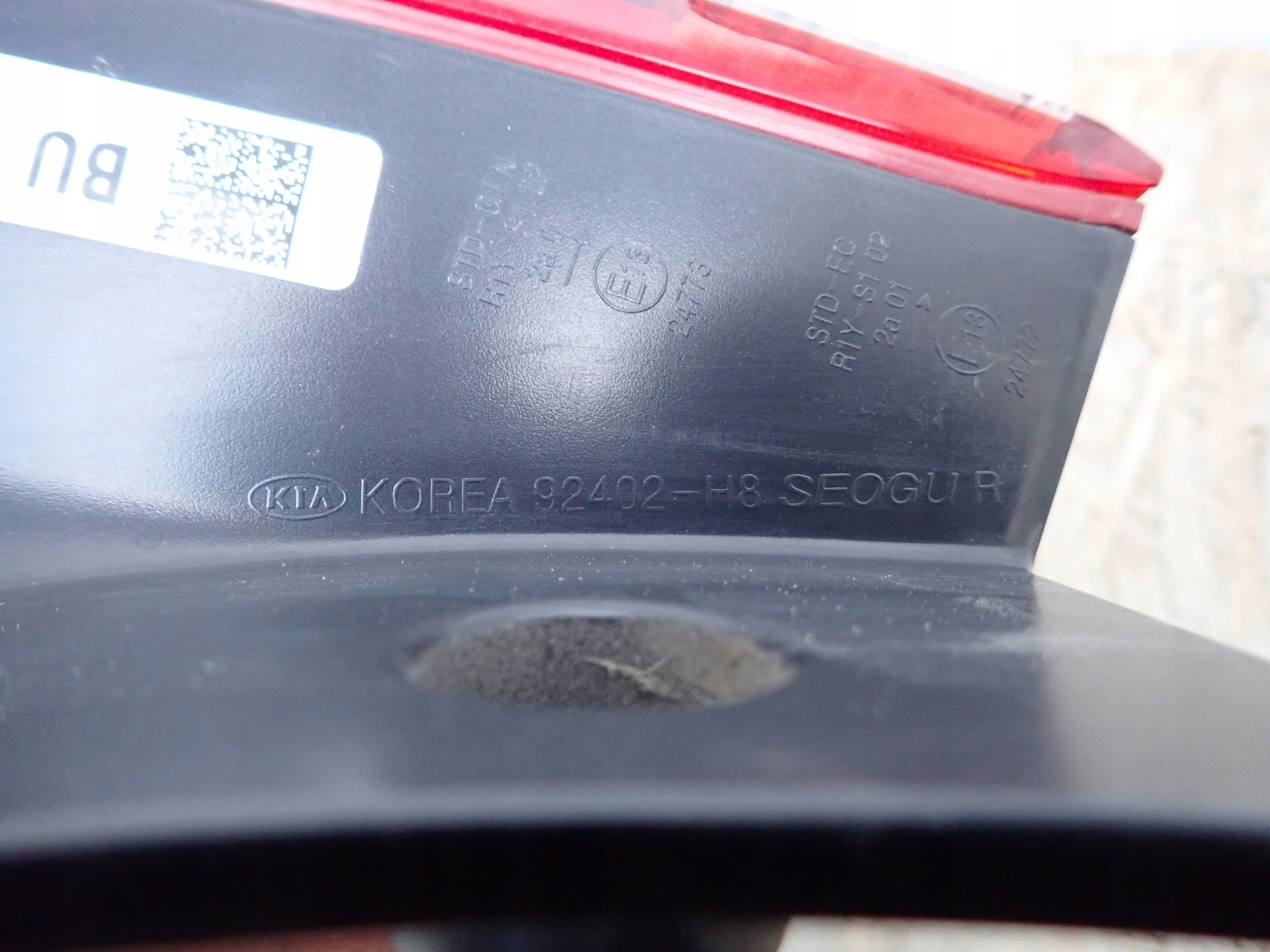 light right rear right rear part KIA RIO 4 IV YB HB 2017- 92402-H8