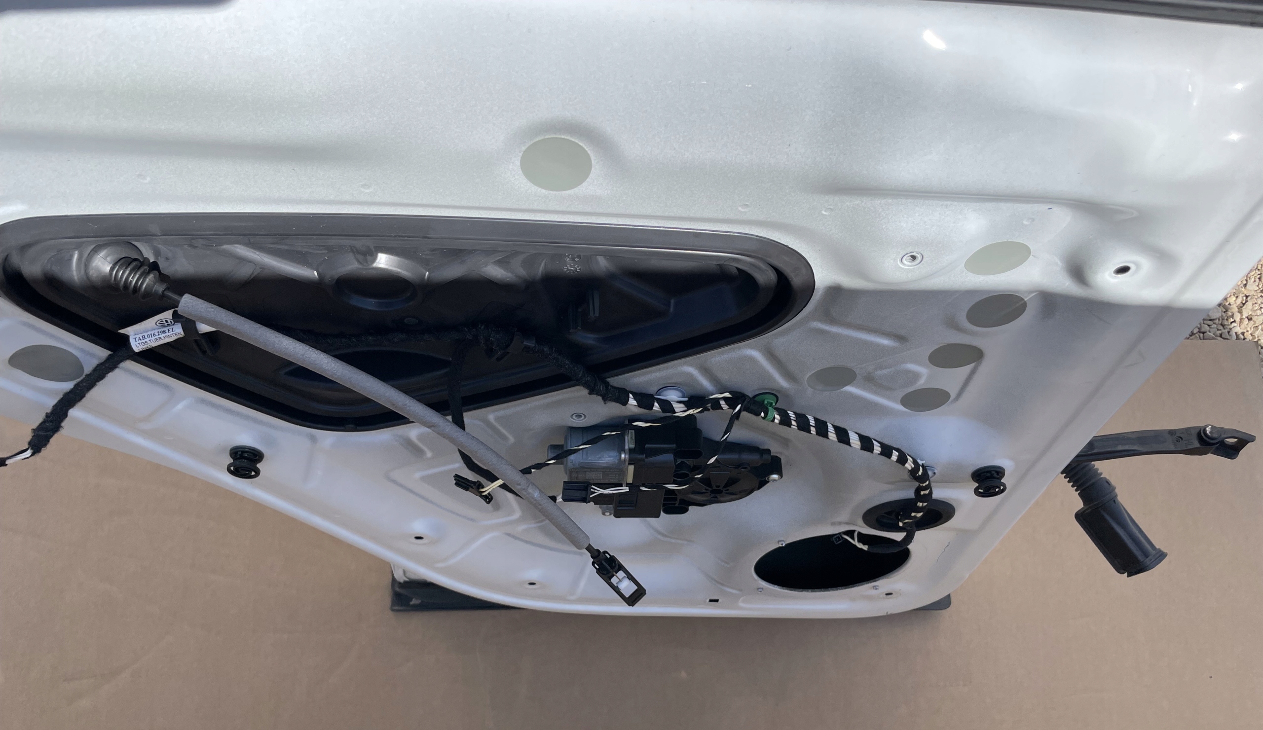 Tür VW TIGUAN 2016-2024 W Farbe LC9A Original IDEAL