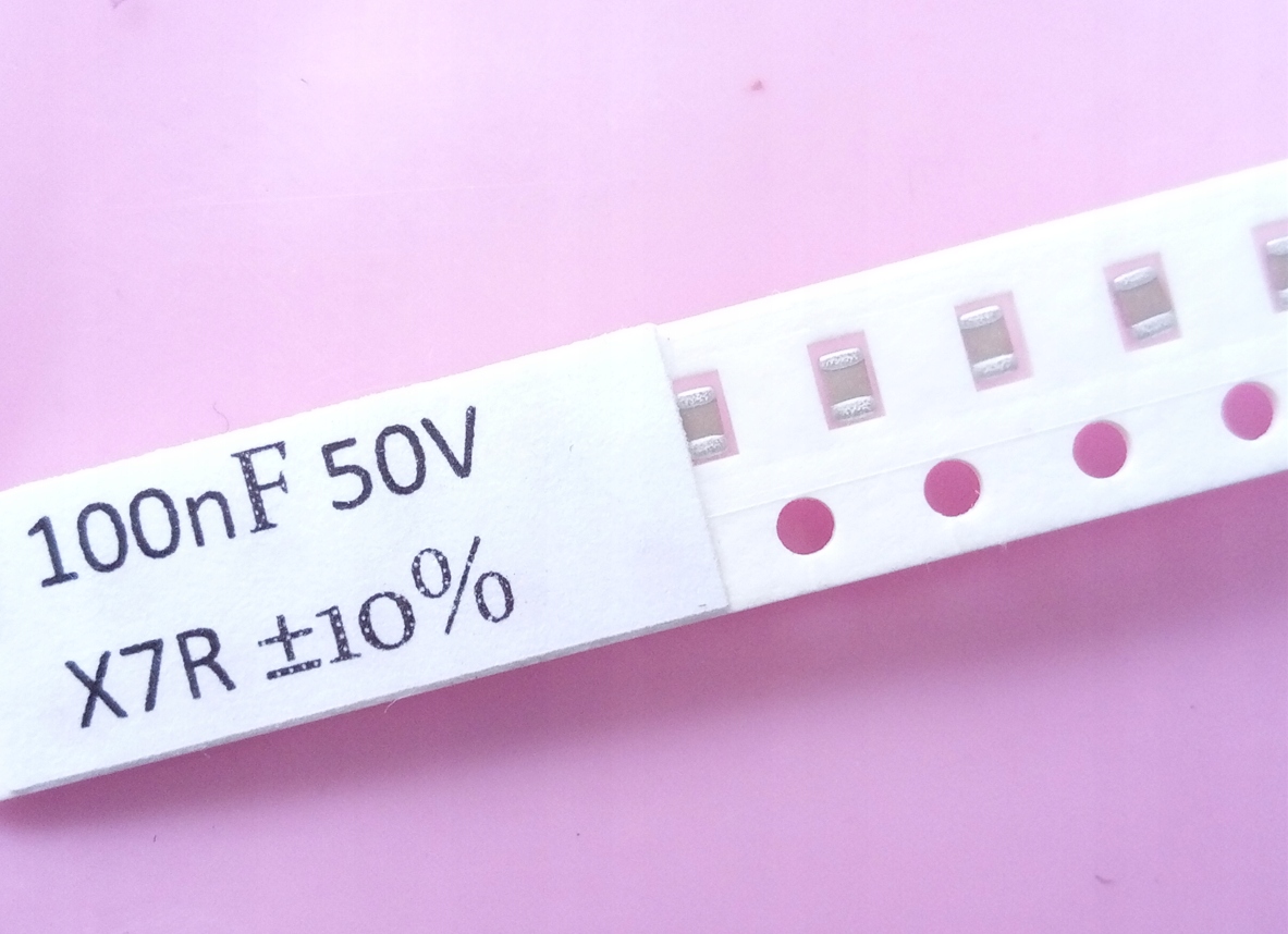[50szt] 100nF 50V 0805 X7R Smd kond. ceramiczny