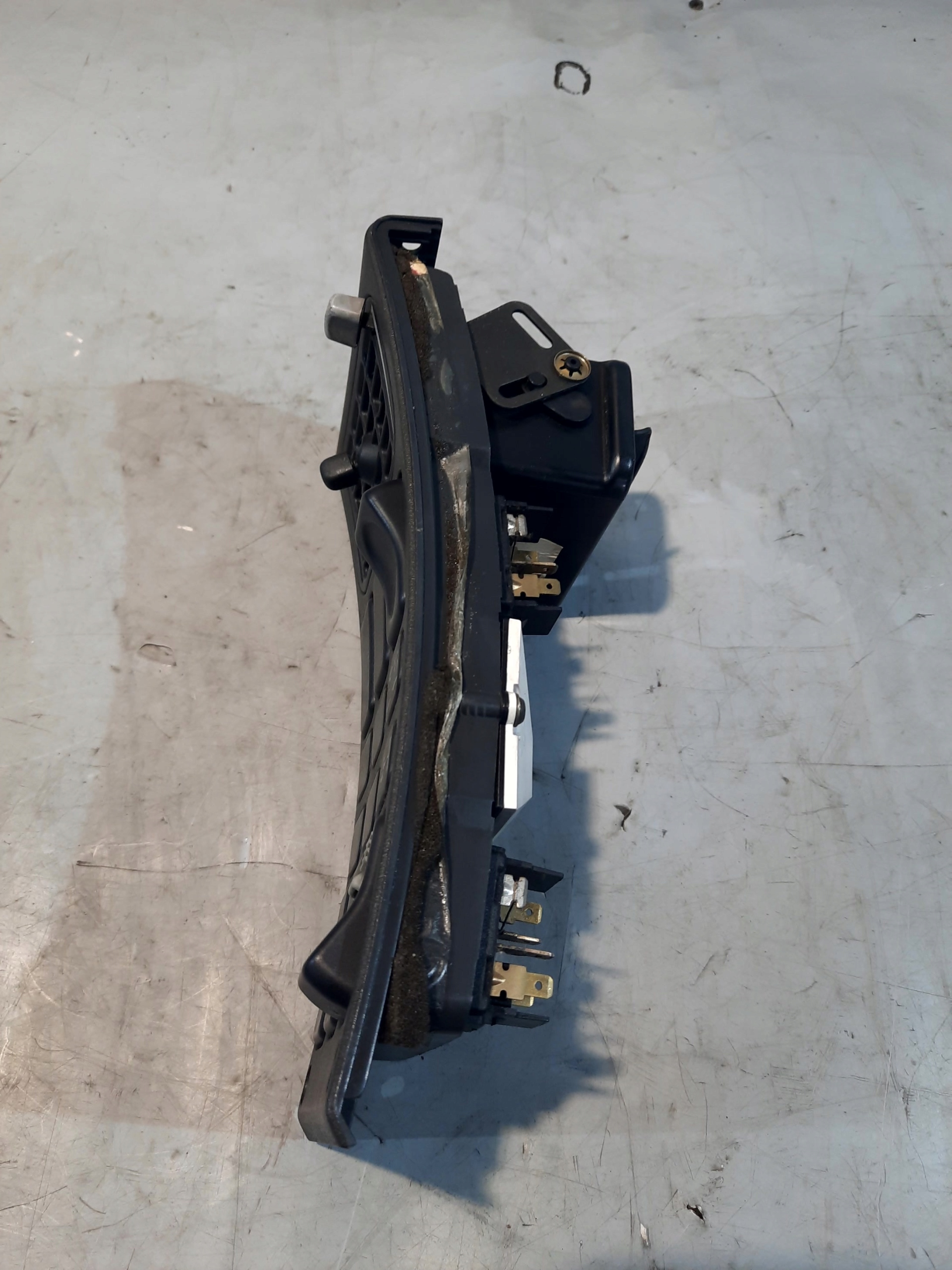 PANEL Commandes SCANIA 4 P94 BD4X2NA 2000r 1110904