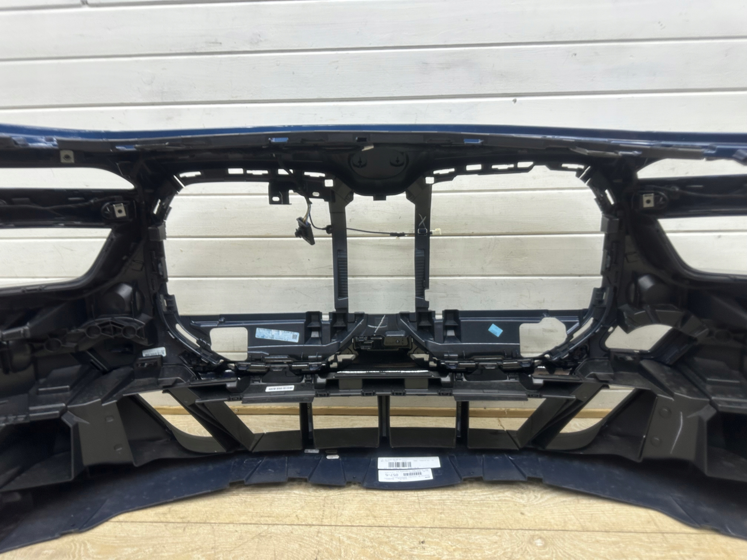 BMW 7 G70 Frontstoßstange vorne