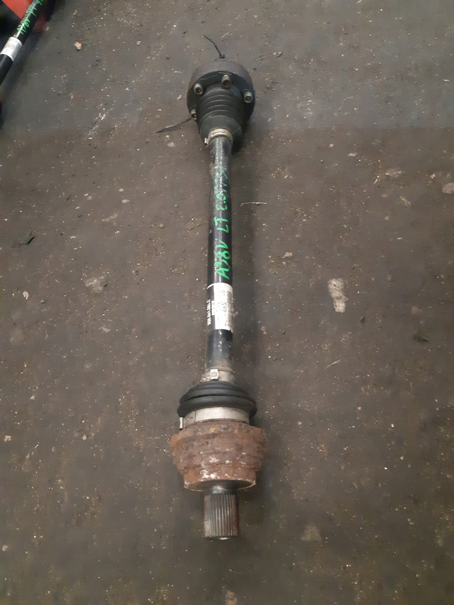 AUDI A3 8V semi-axis left rear part left rear 5Q0501203A