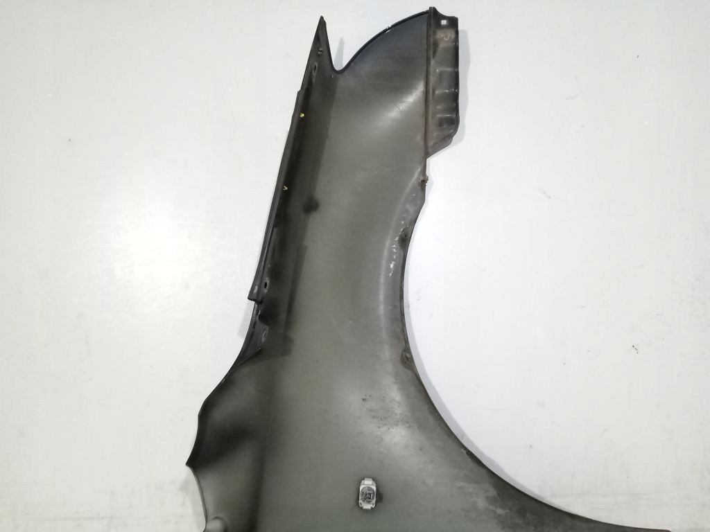 Toyota Avensis T25 fender left 209