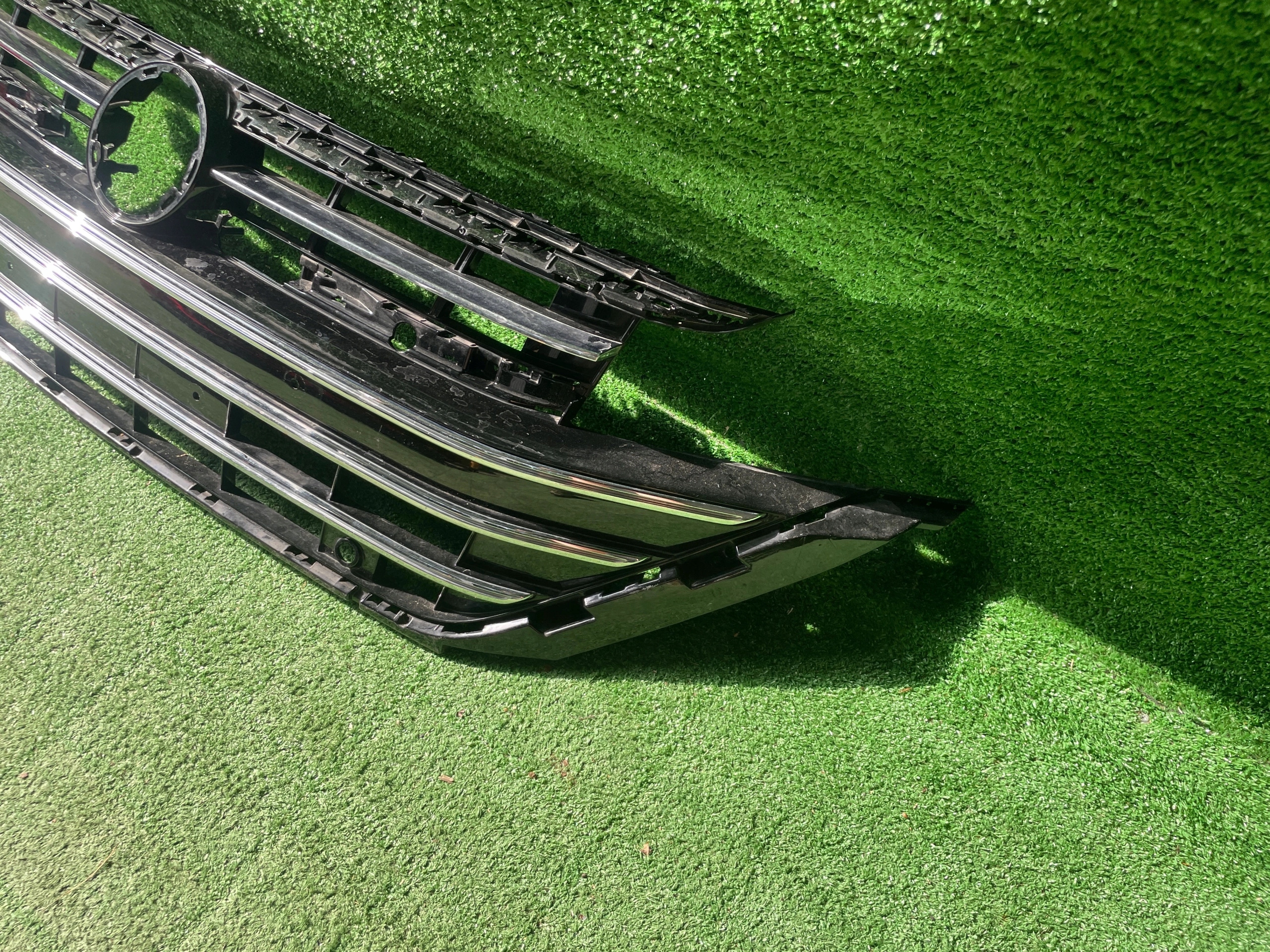 Vw Arteon 3G8 17- front PREKLADgrill front front