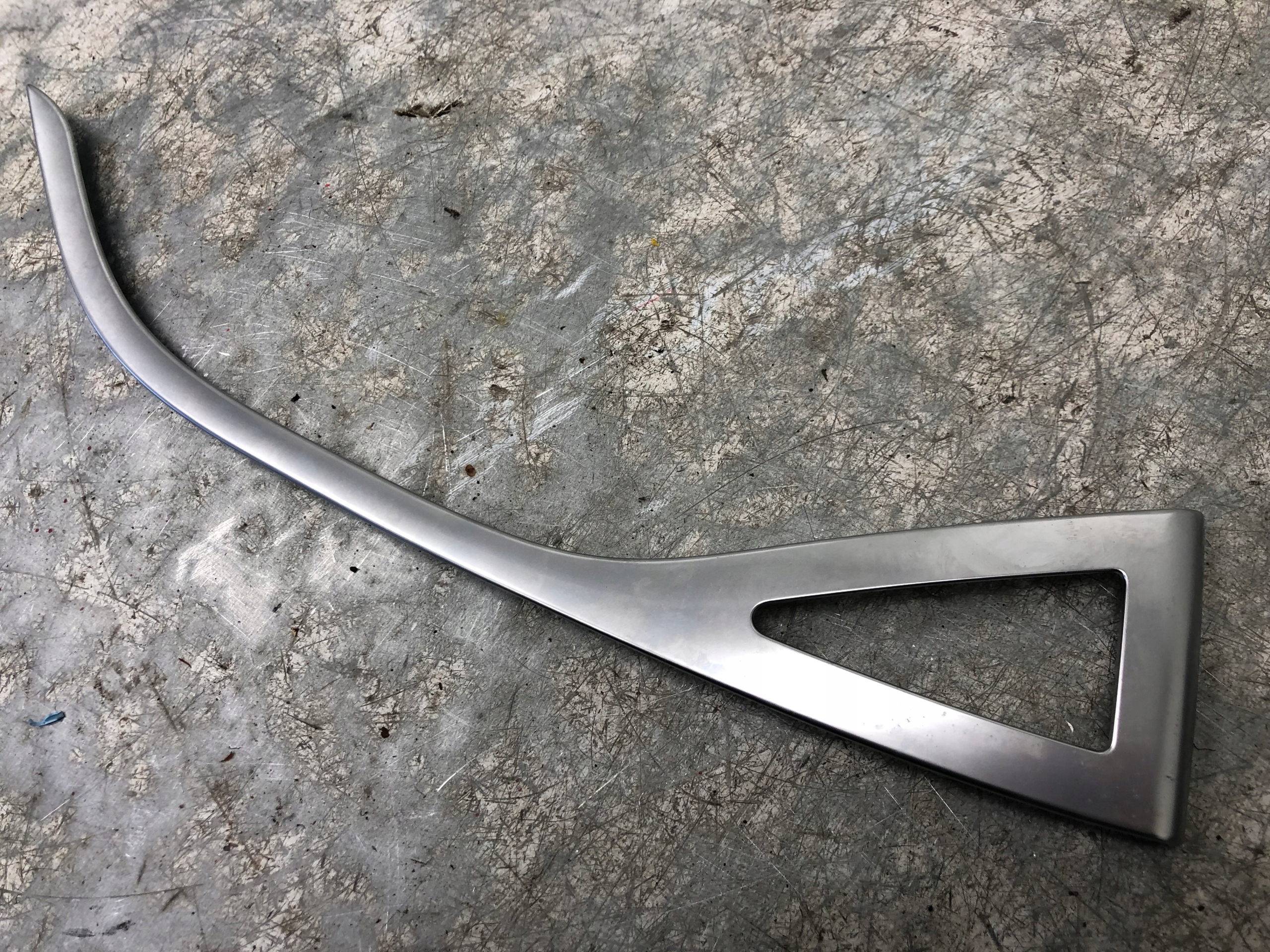 moulding CHROM TUNELU right CITROEN C5 III 9682253977