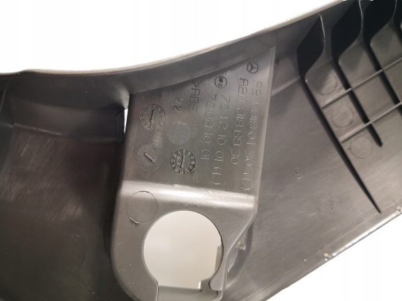 OSŁONA ZAŚLEPKA FOTELA MERCEDES E W211 Typ samochodu Samochody osobowe