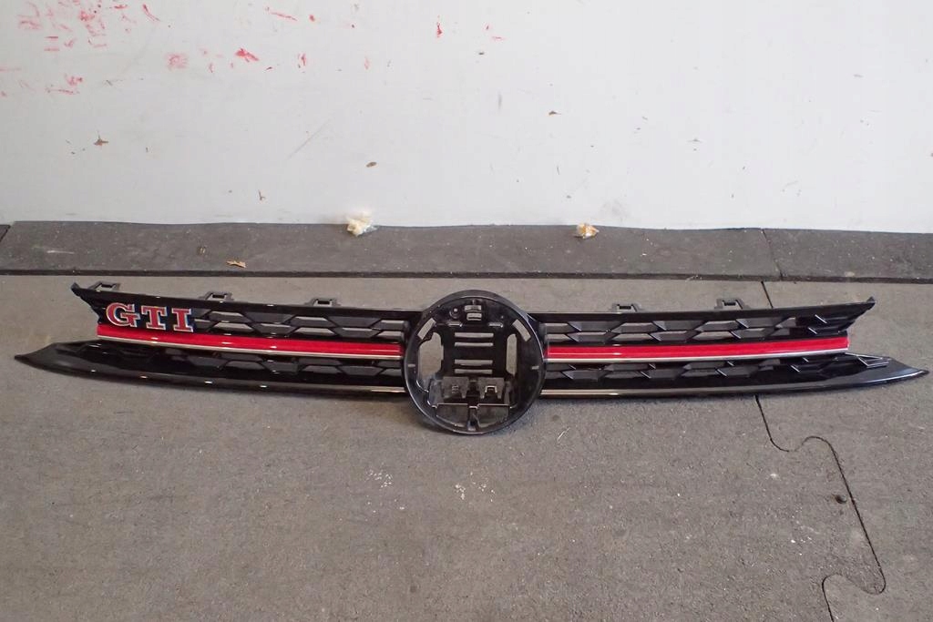 Grill VW POLO VI 17- GTI 2G 2G0853653M